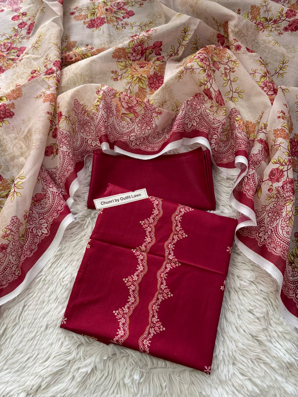 Uswa Zia Outfits Hit 3Pcs Printed Suits 001525