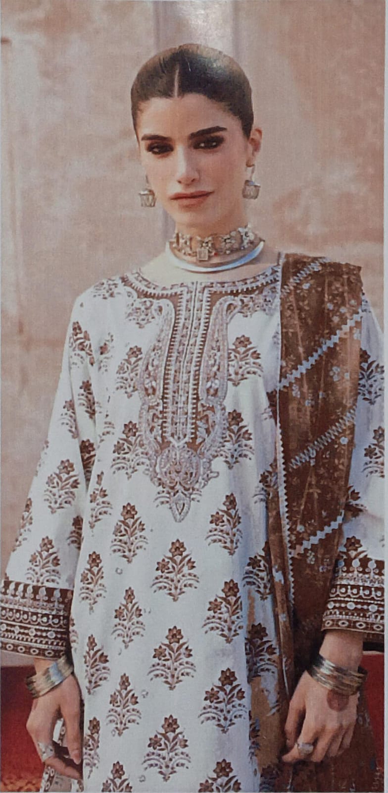 Maria B 3 Piece Unstitched Heavy Embroidered Lawn Replica Suit | MPT-2514