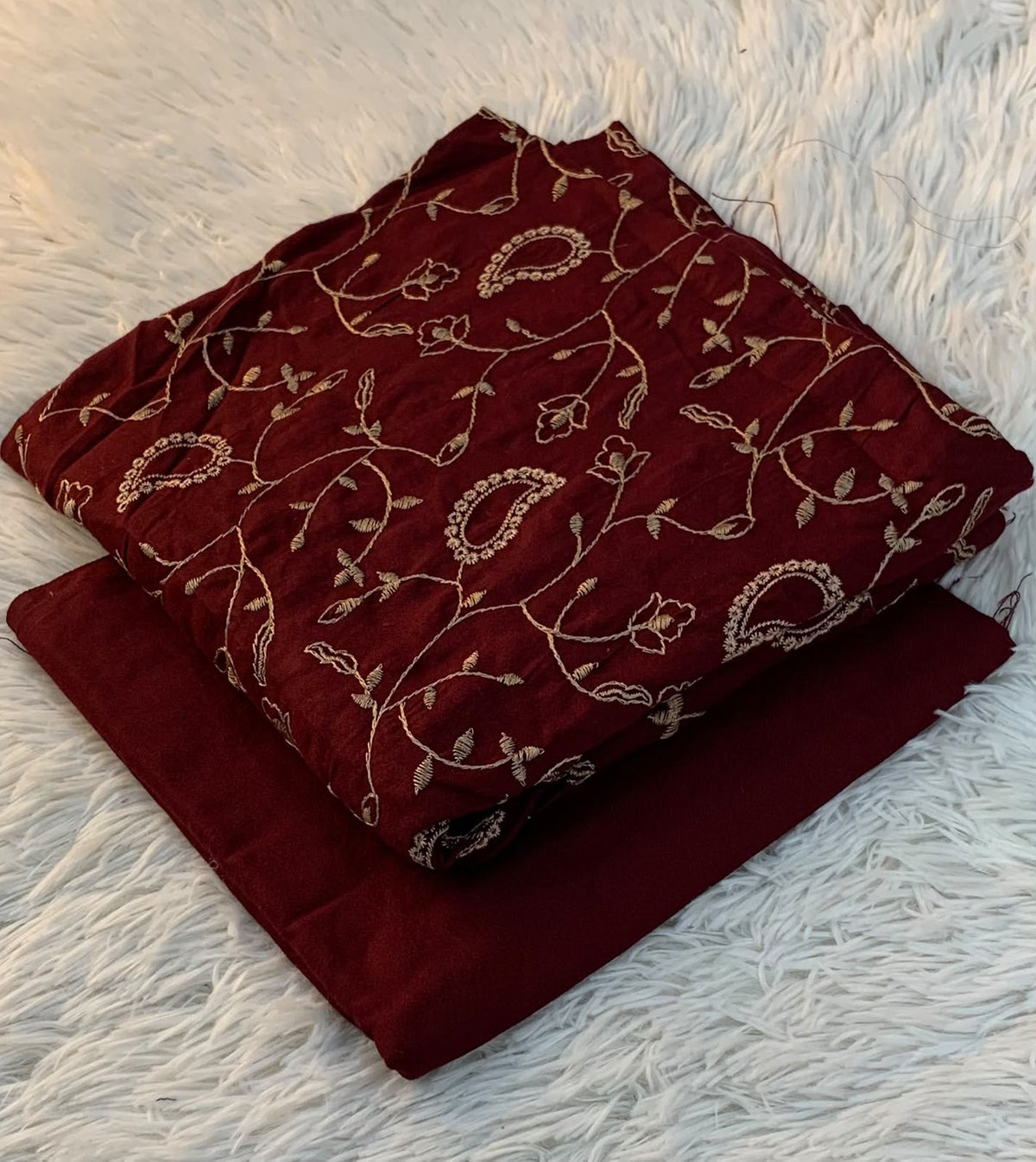 Bareeze Dhanak 2 Pcs With Fully Embroidered Shirt & Dyed Trouser 002103