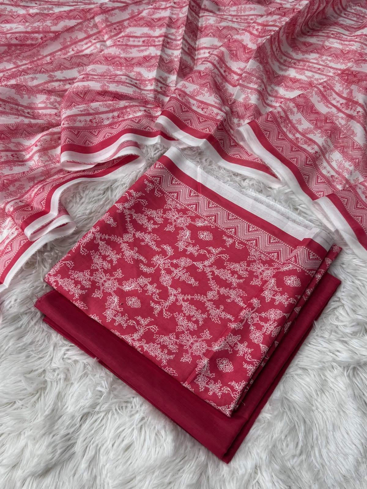 Alhamra Pure Lawn Summer 3 Pcs 001471