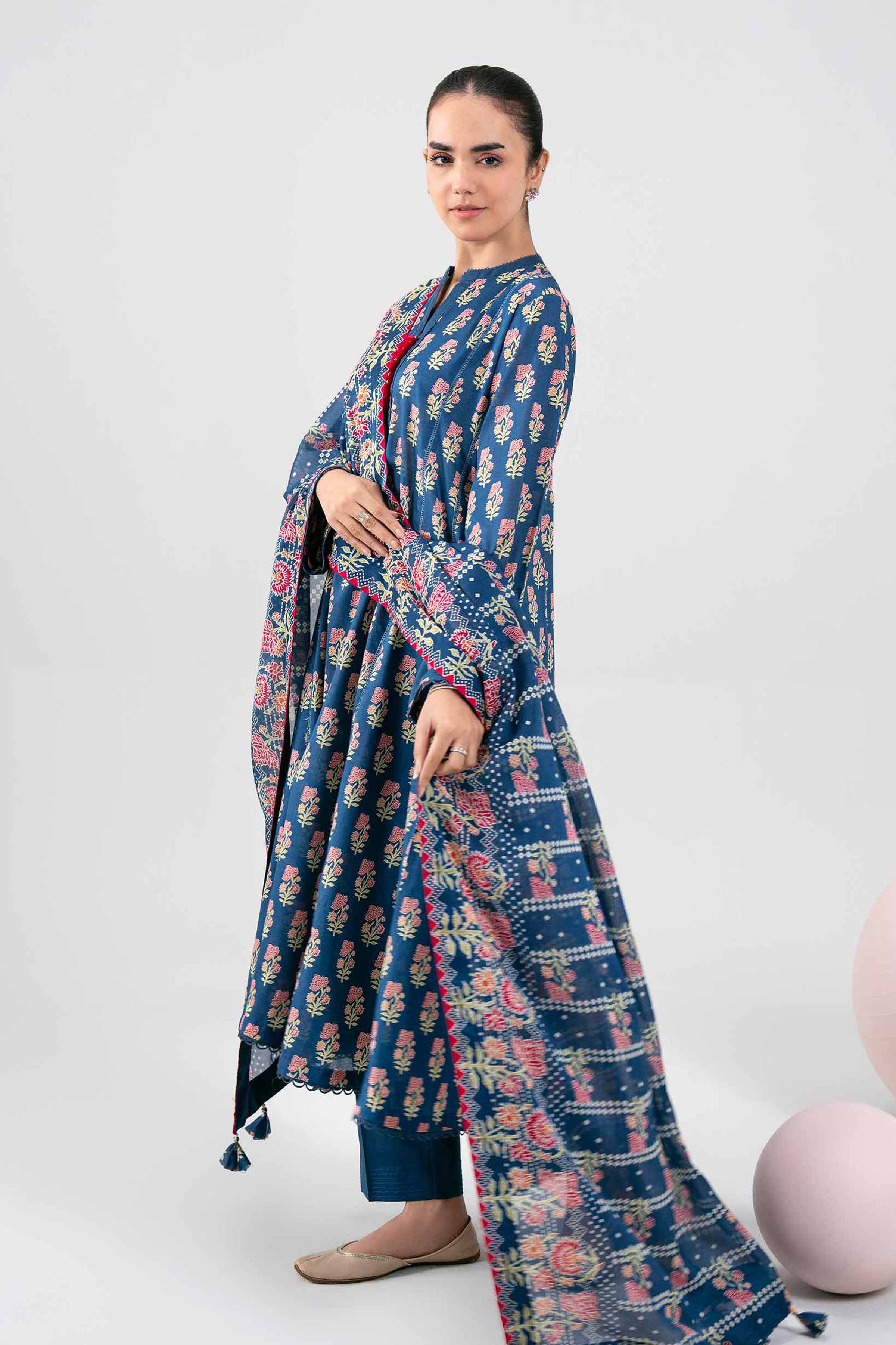 Nishat Digital Printed Lawn 3PC Unstitched Suit 001808