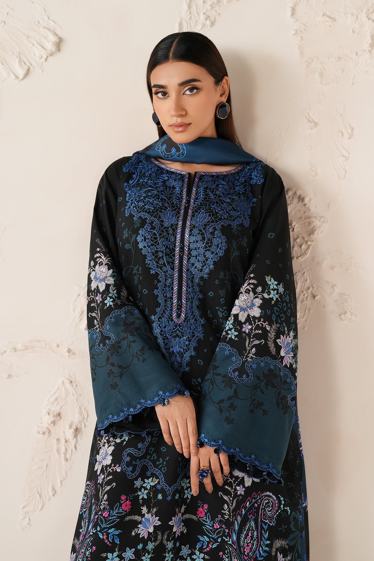 Baroque EMBROIDERED Unstitched Lawn 3 Pcs SF-4306