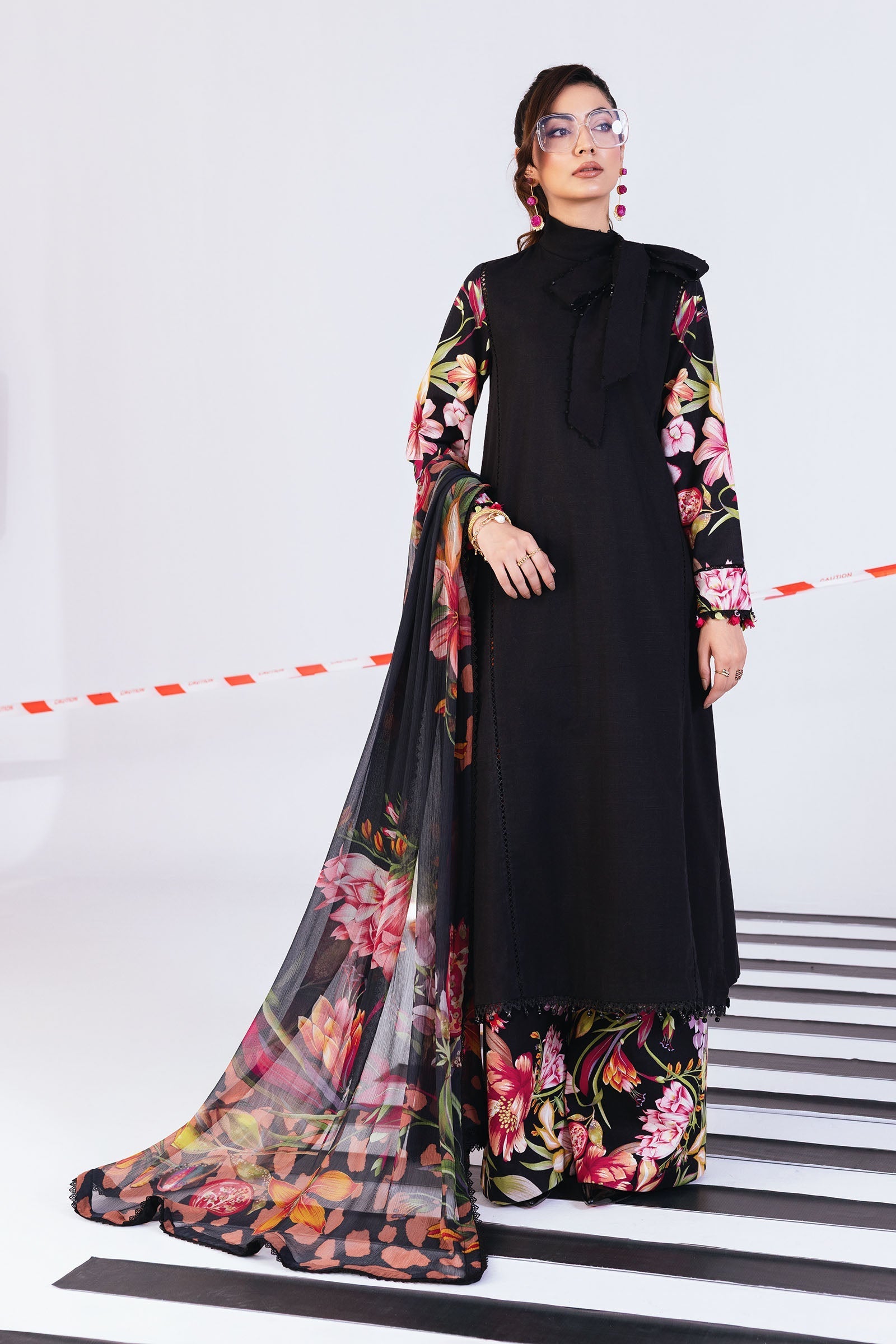 Maria B M.Basics Printed Lawn Unstitched 3pcs Suit 1101-B