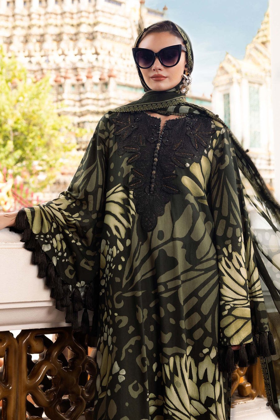 Maria B 3 Piece Unstitched Heavy Embroidered Lawn Replica Suit | MPT 2809A