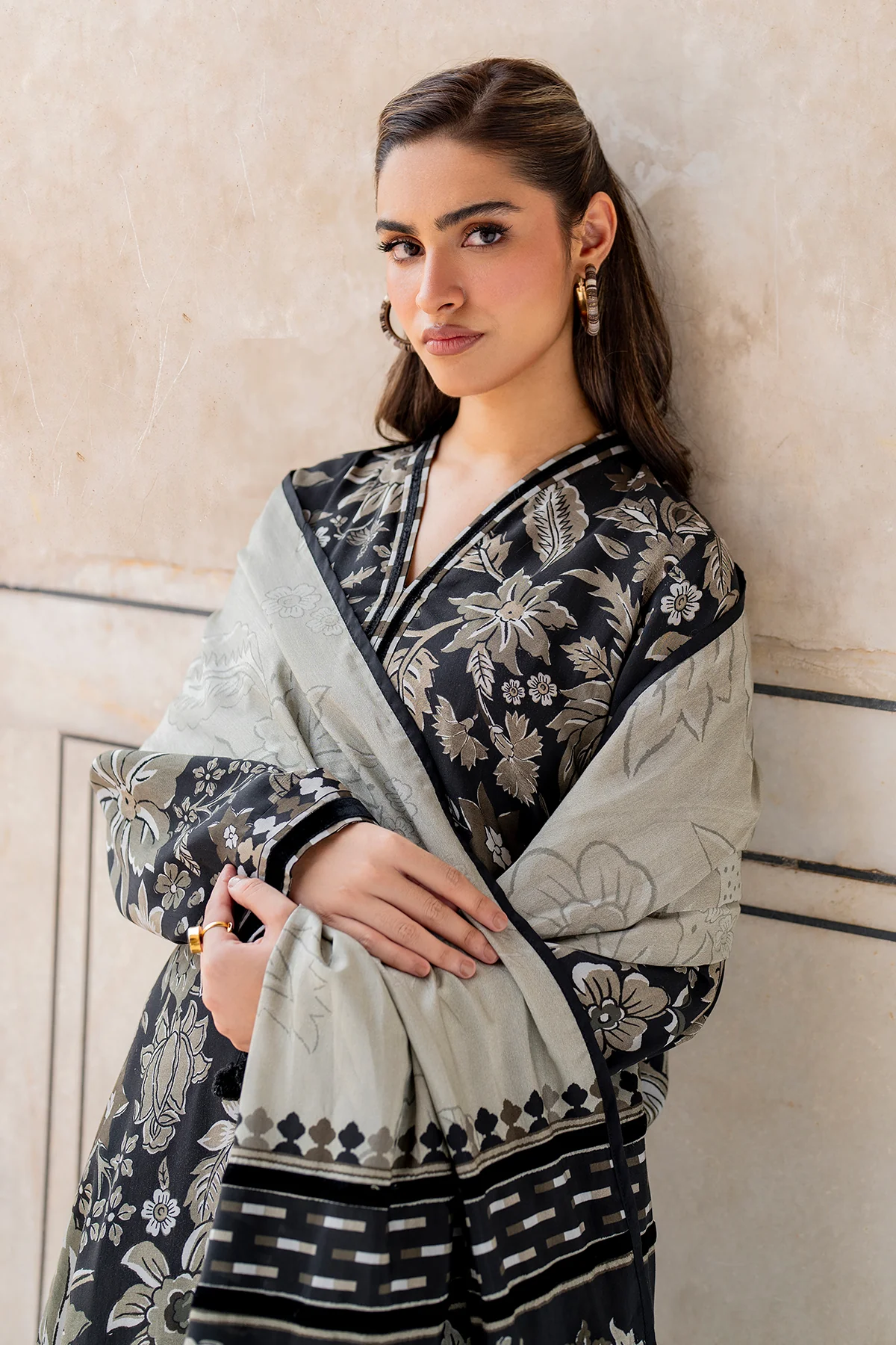 Maria B M Print Khaddar کھ ر Printed 3Pcs baroqueUF-731 black