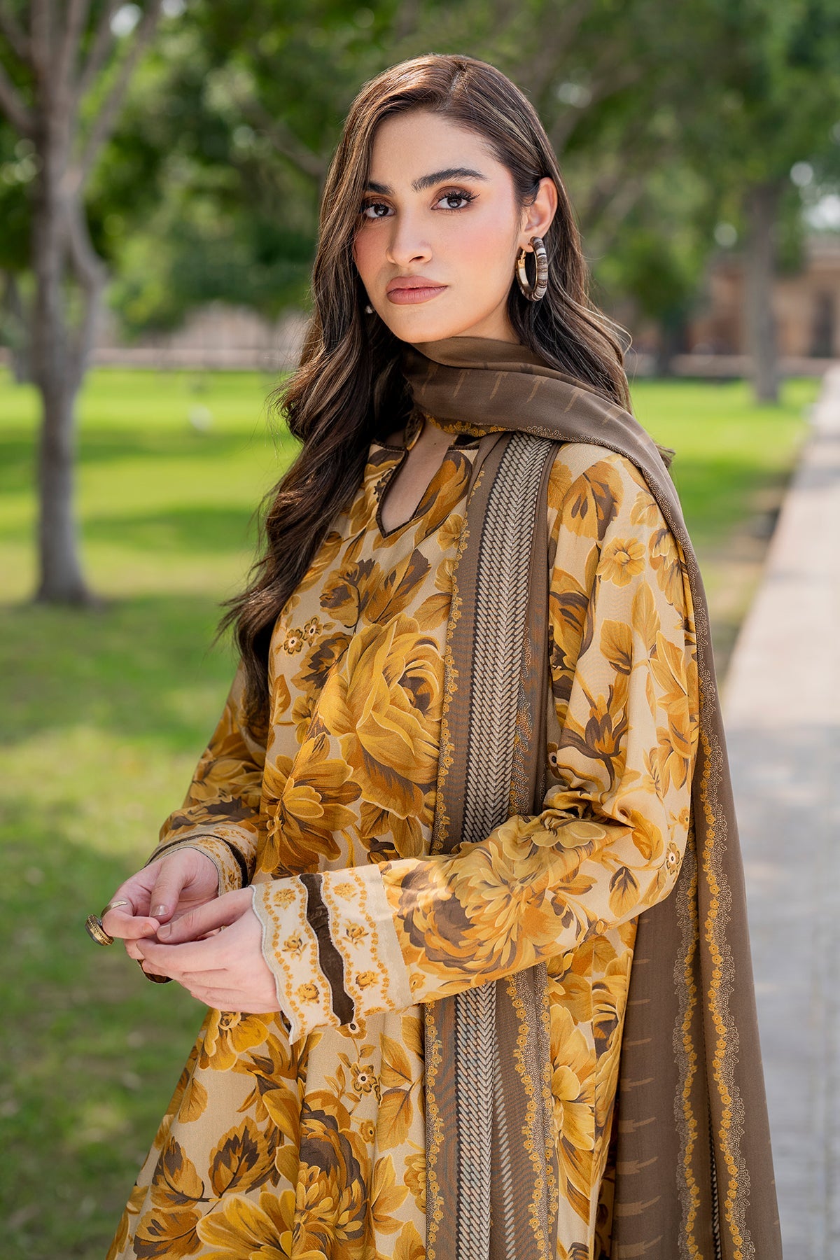 Maria B M Print Khaddar کھ ر Printed 3Pcs baroqueVisUF-737yellow