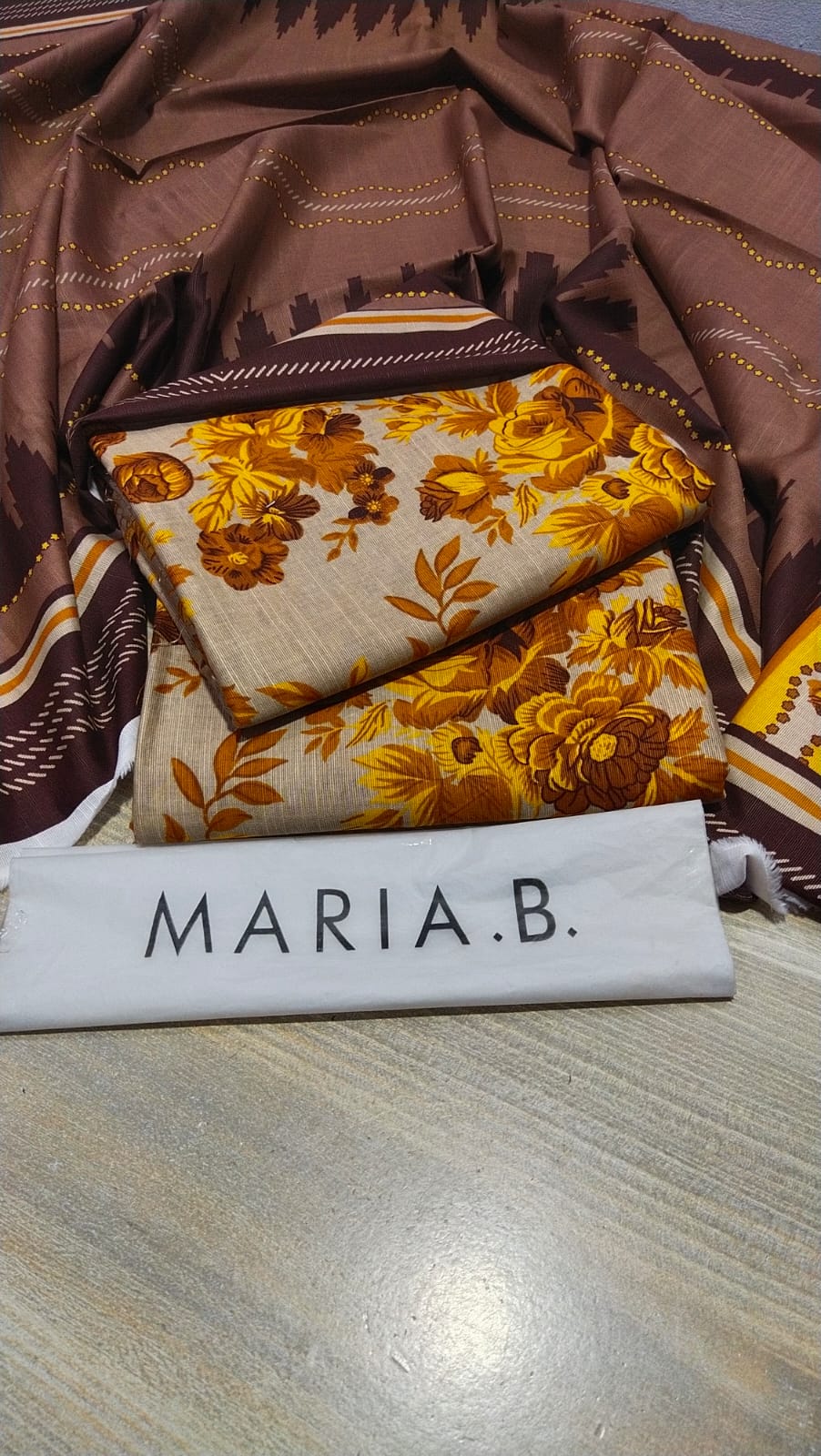 Maria B M Print Khaddar کھ ر Printed 3Pcs baroqueVisUF-737yellow