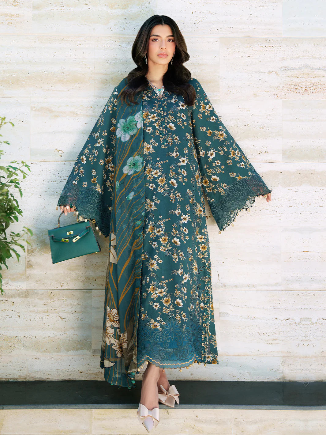 Izel – Solin Chicken Kari Lawn 3-Piece Unstitched Suit