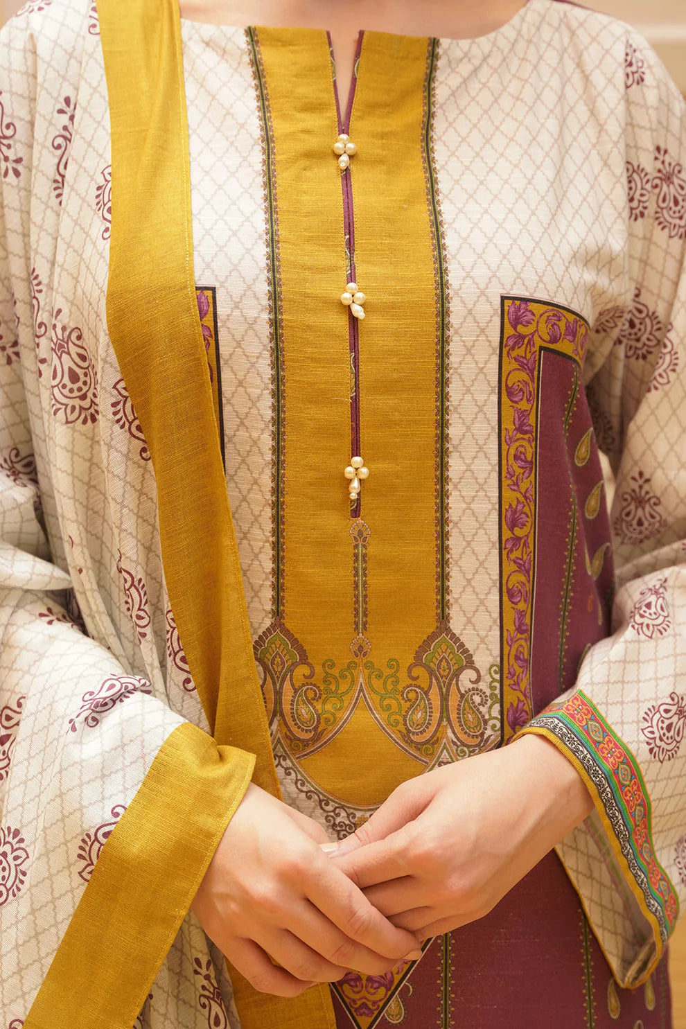 Zellbury Khaddar Collection 3Pc 100% Original Stock 000825