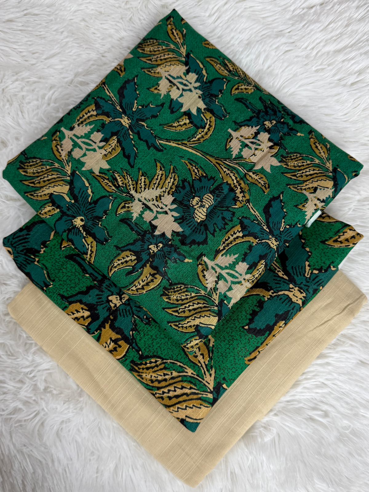 Zellbury Khaddar Collection 3Pc 100% Original Stock 000843