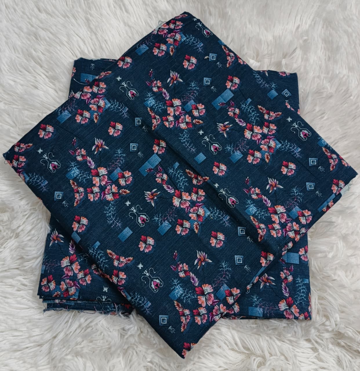 Kayseria Printed Allover Lawn 2 Piece 001204