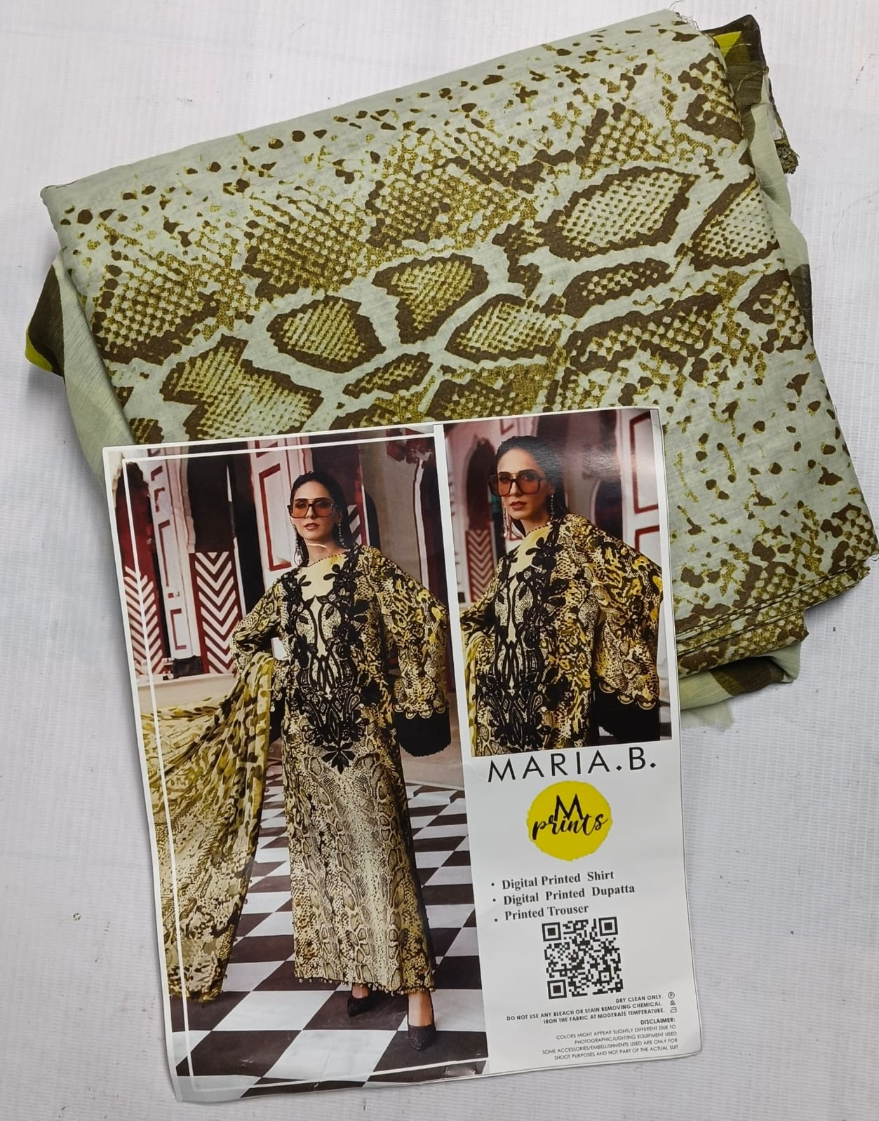 Maria B 3 Piece Unstitched Heavy Embroidered Lawn Replica Suit | MPT 2707-A