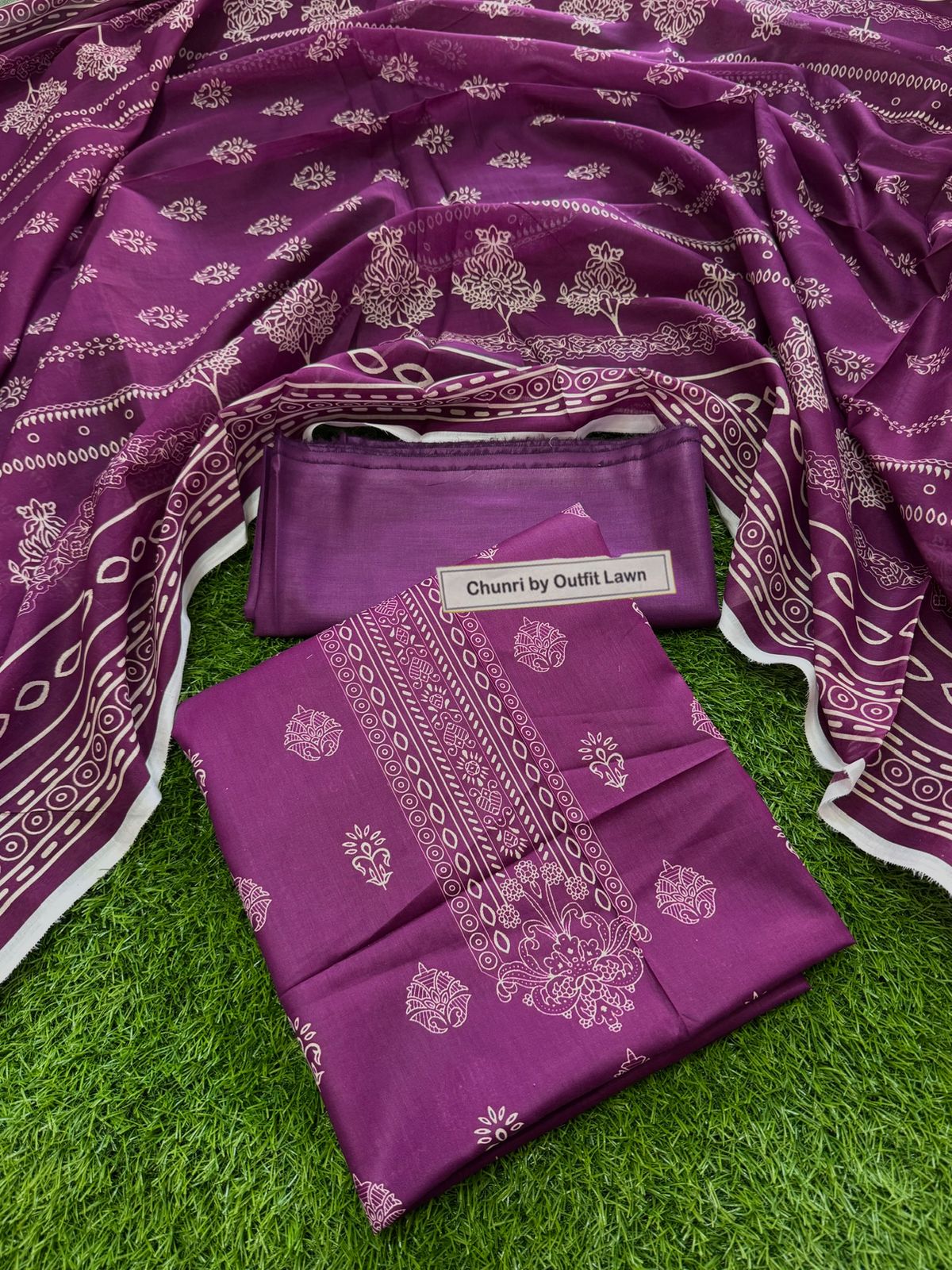 Uswa Zia Outfits Hit 3Pcs Printed Suits 001517