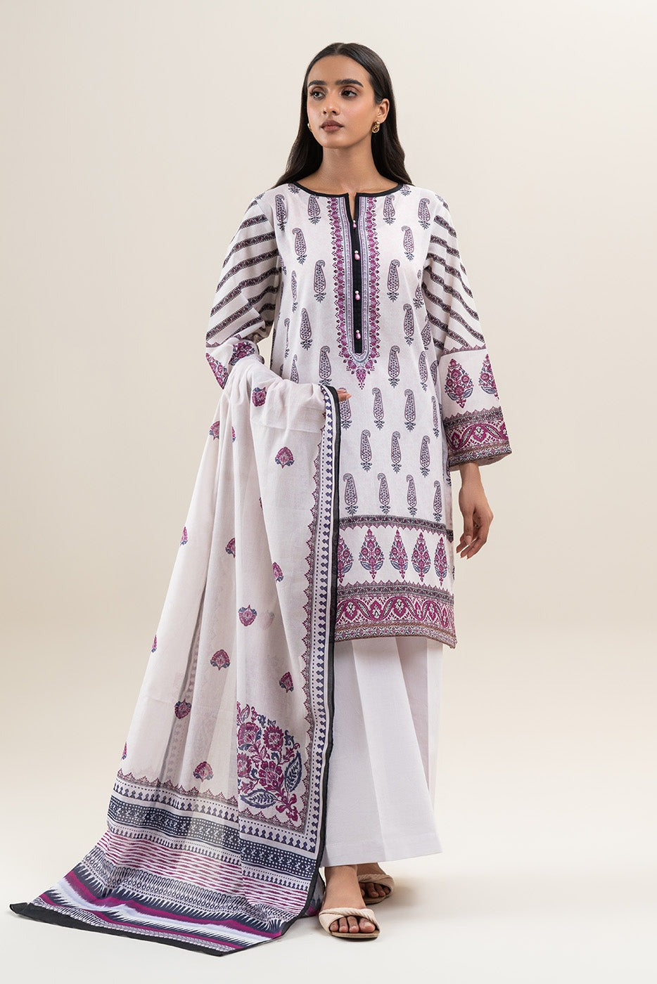 BeechTree Printed Lawn 3PC Unstitched Suit 001016