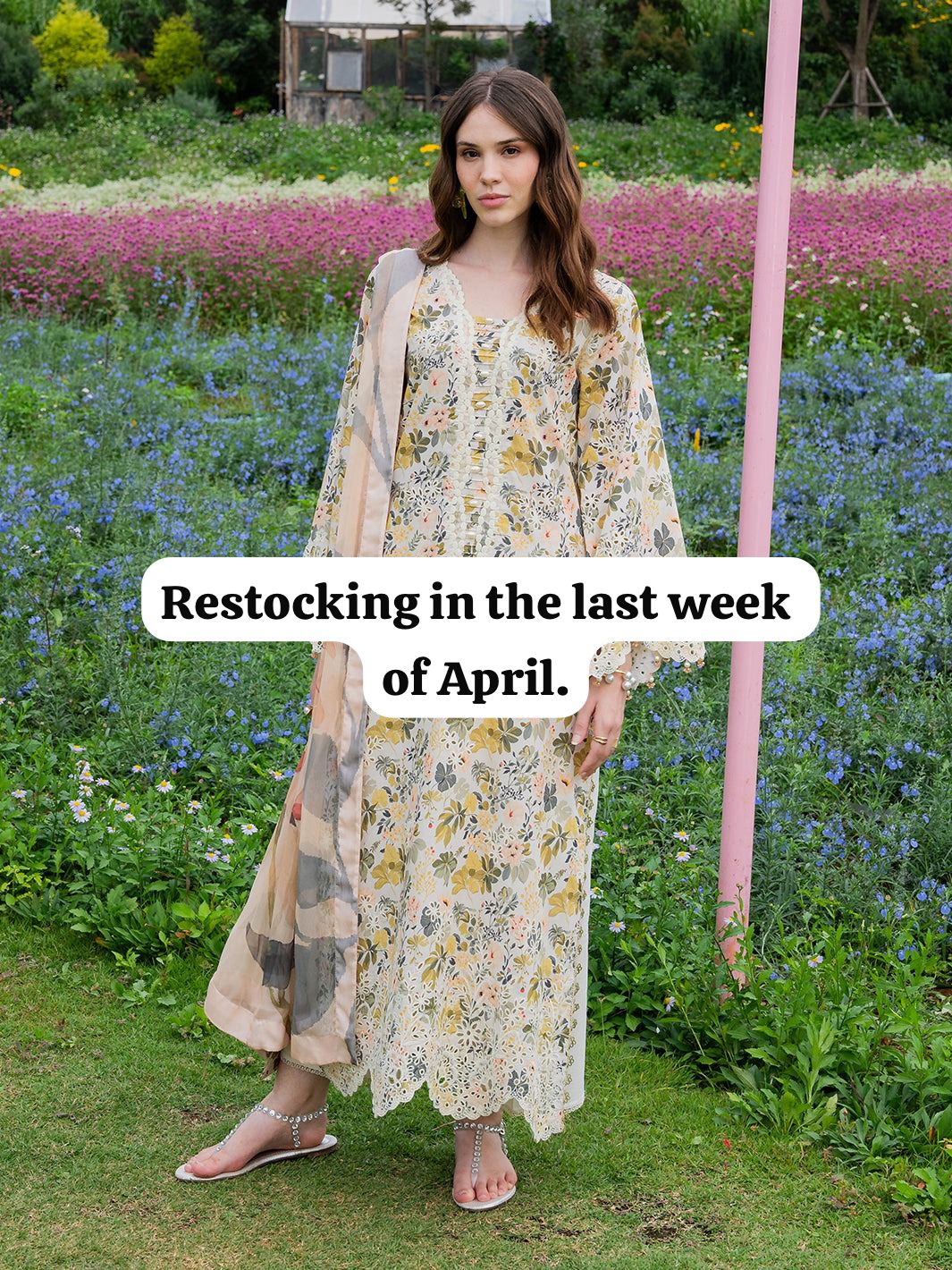 Izel – Orchid Chicken Kari Lawn 3-Piece Unstitched Suit