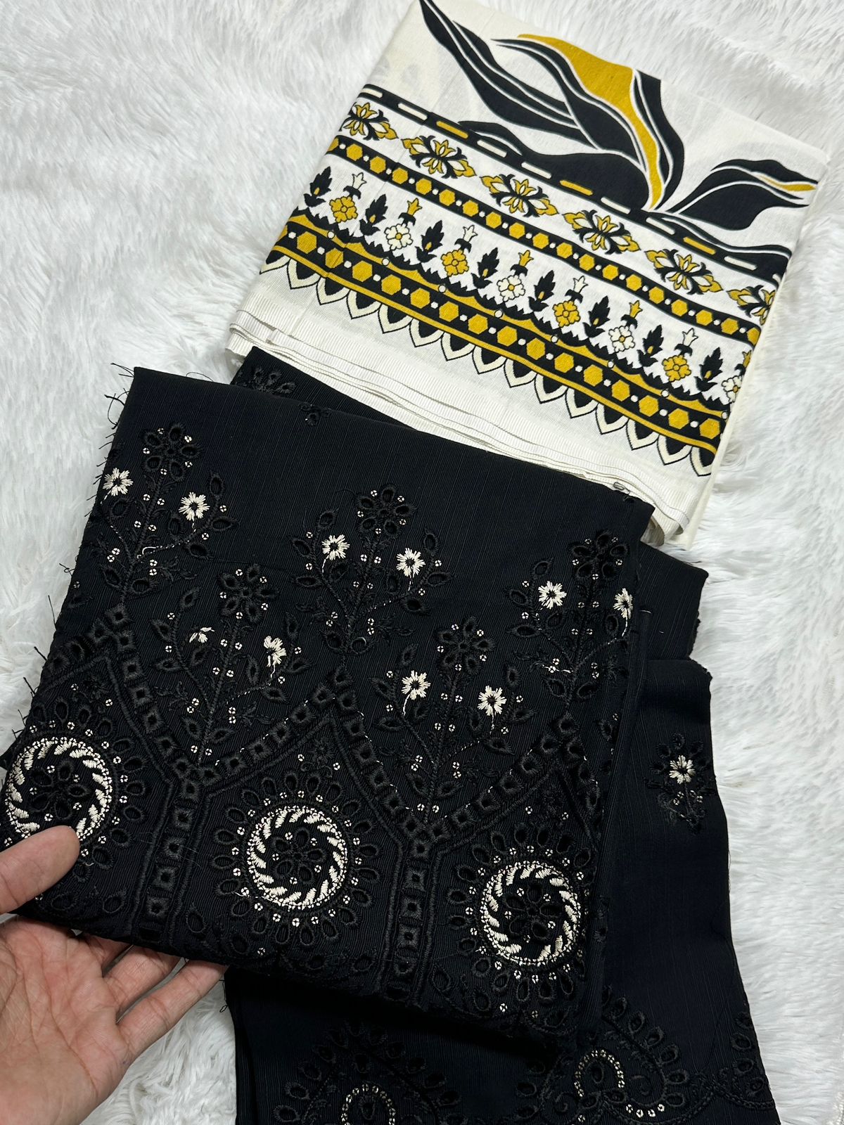 Luxury Khaddar Chikankari Embroidered 3-Piece Suit with Digital Printed Khaddar Shawl D-1066