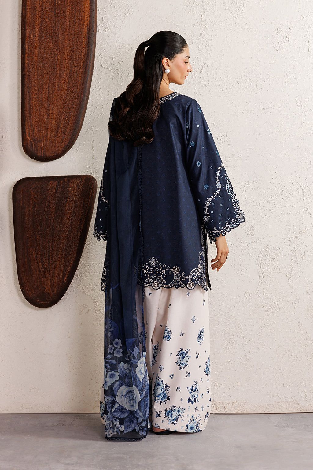 Iznik Lawn Embroidered 3-Piece Suit Navy Blue