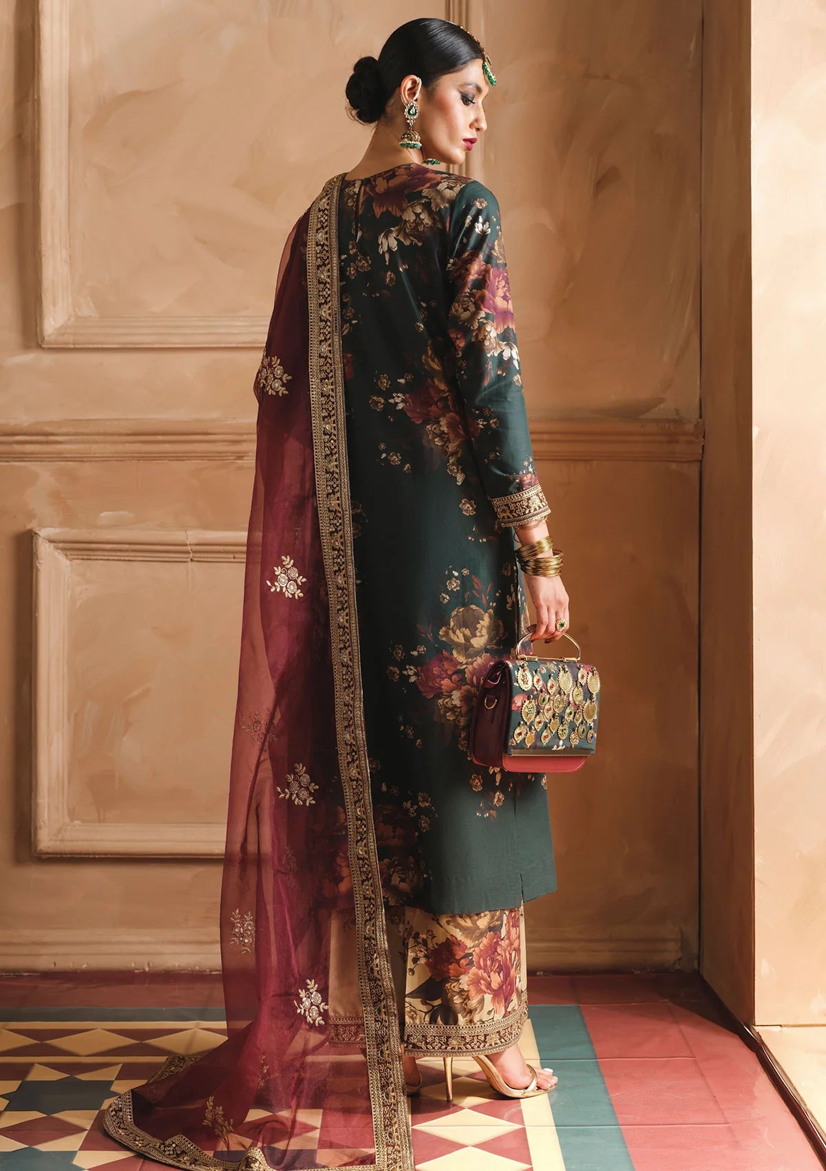 Iznik 3 Piece Unstitched Heavy Embroidered Lawn Replica Suit | Green Red
