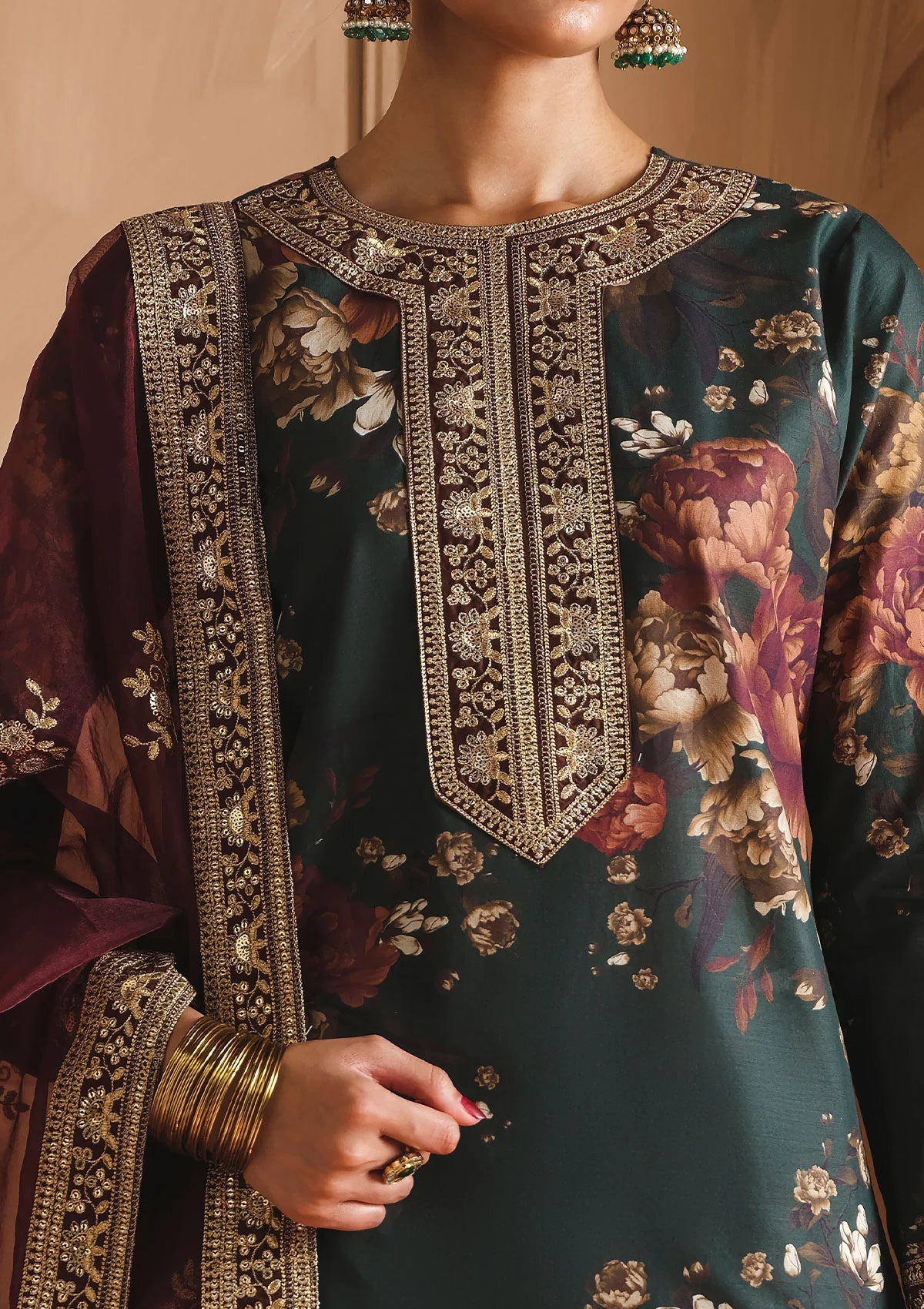 Iznik 3 Piece Unstitched Heavy Embroidered Lawn Replica Suit | Green Red