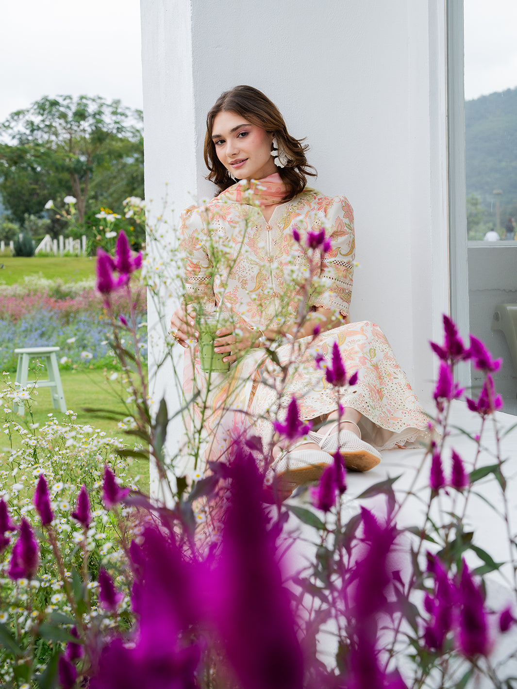 Izel – Avelyn Chicken Kari Lawn 3-Piece Unstitched Suit