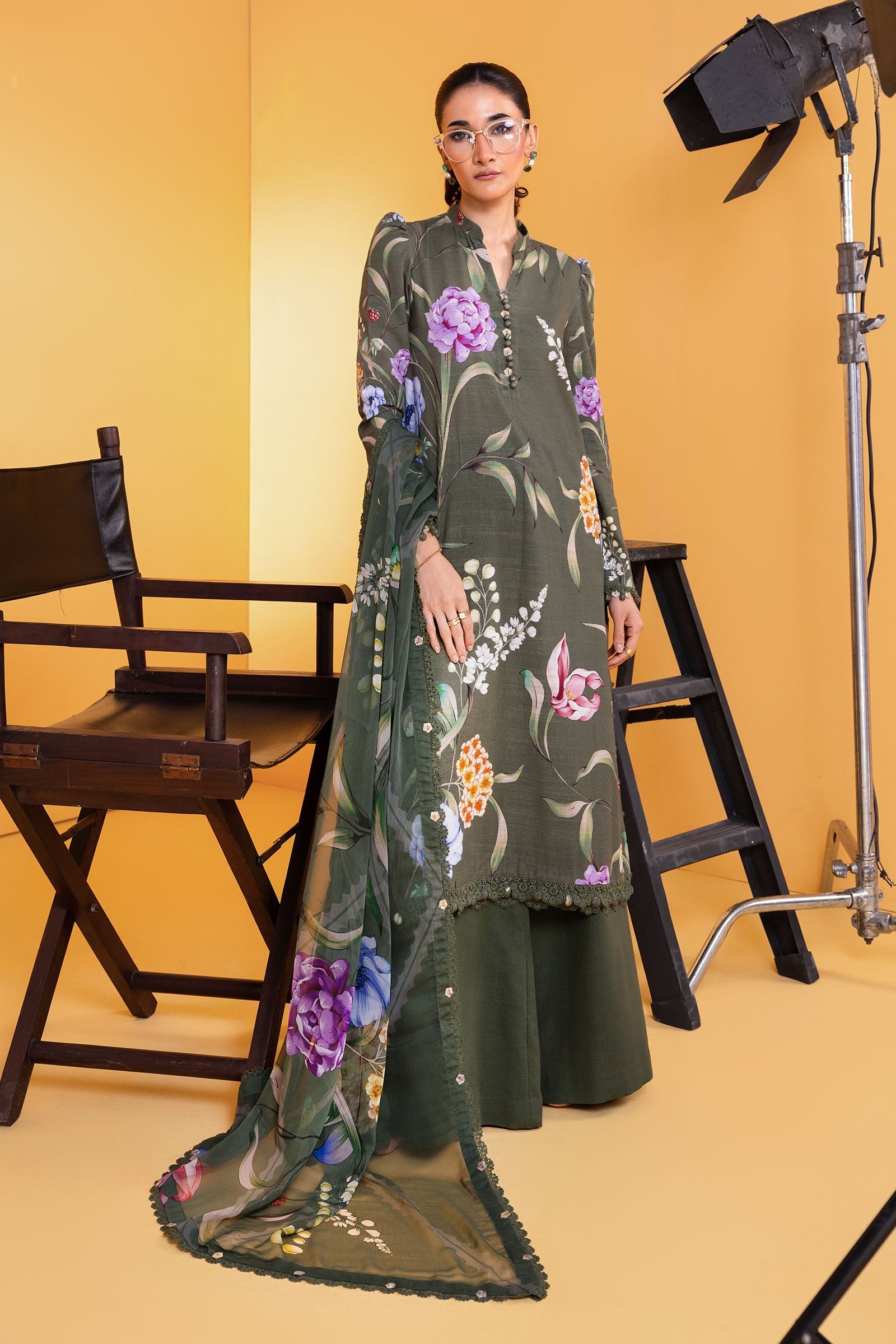 Maria B M.Basics Printed Lawn Unstitched 3pcs Suit 1103-B