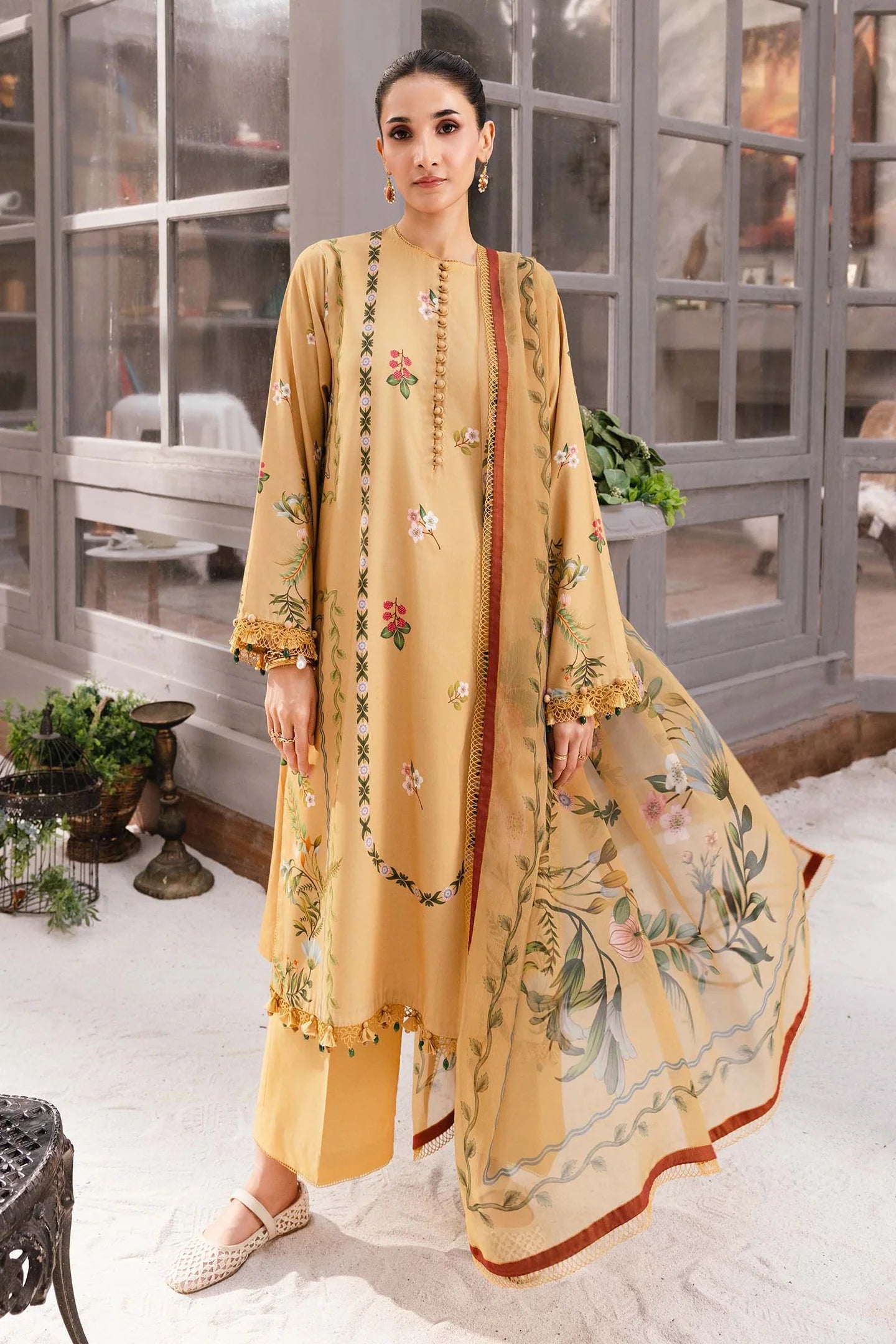 Maria B M.Basics Printed Lawn Unstitched 3pcs Suit 1105-B