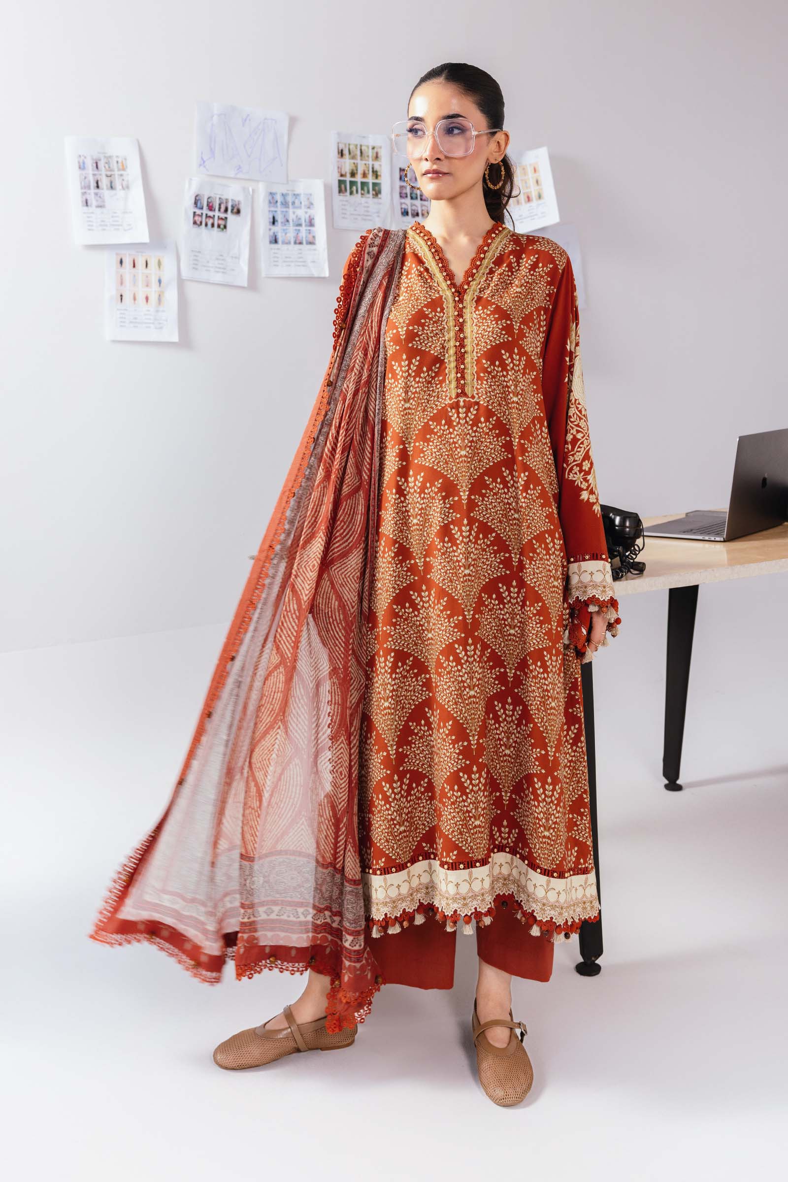 Maria B M.Basics Printed Lawn Unstitched 3pcs Suit 1108-B