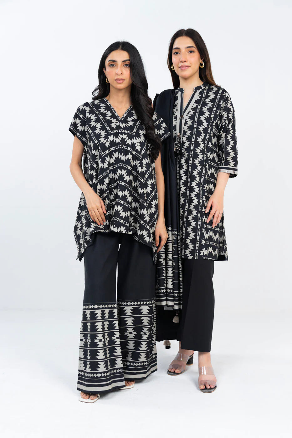 Alkaram Lawn Shirt Dupatta – 2PC SS-68.1-25-2 BLACK