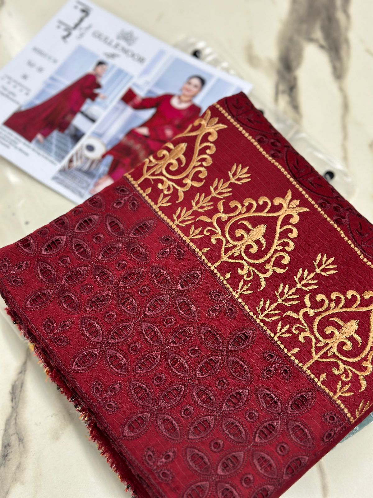 Rangoli by GullENoor Eid Embroidered Lawn 3PCS Volumew-05 Mehroon