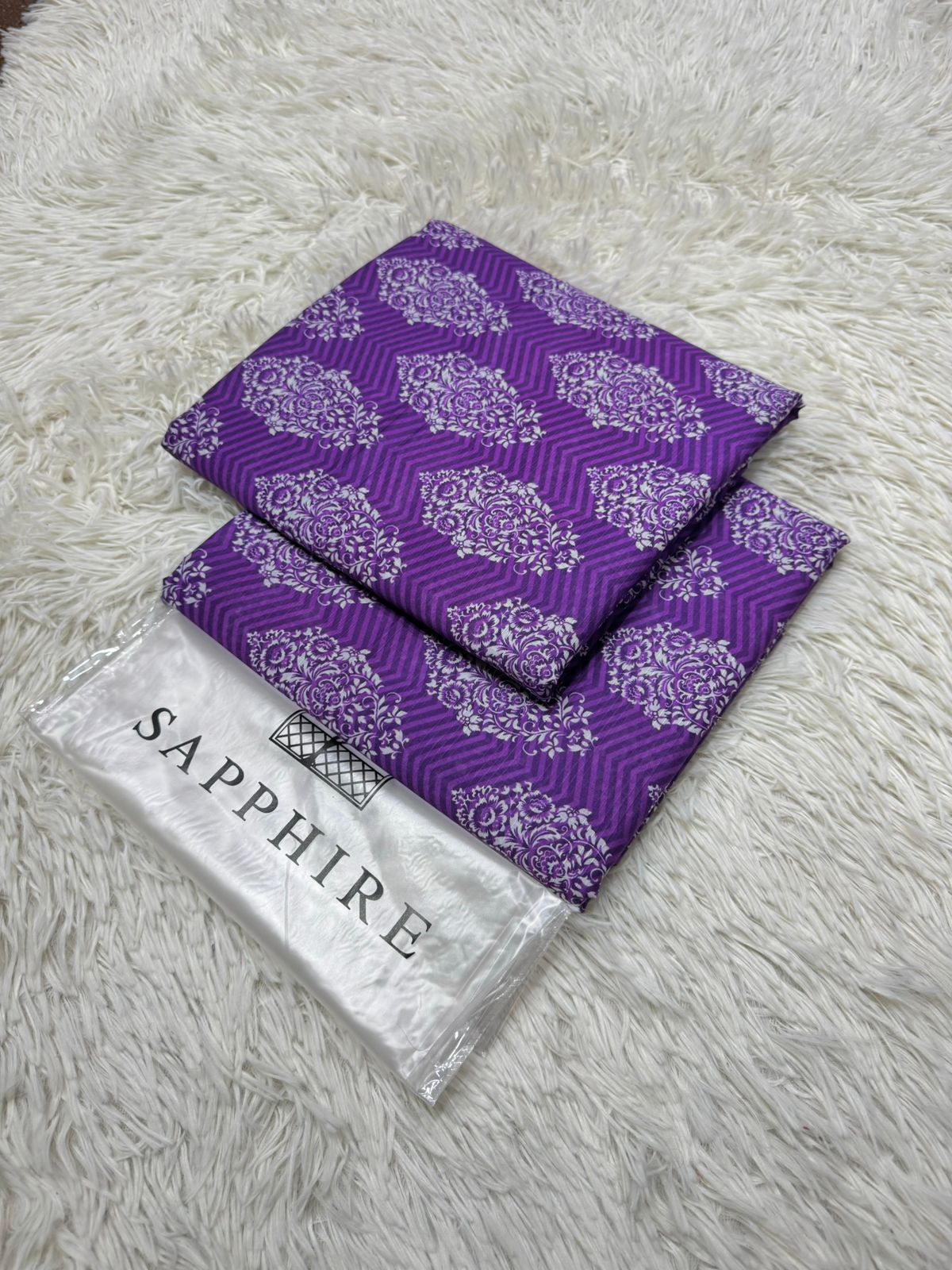 English BanadoRiya Allover Superior Lawn 2Pcs 000272