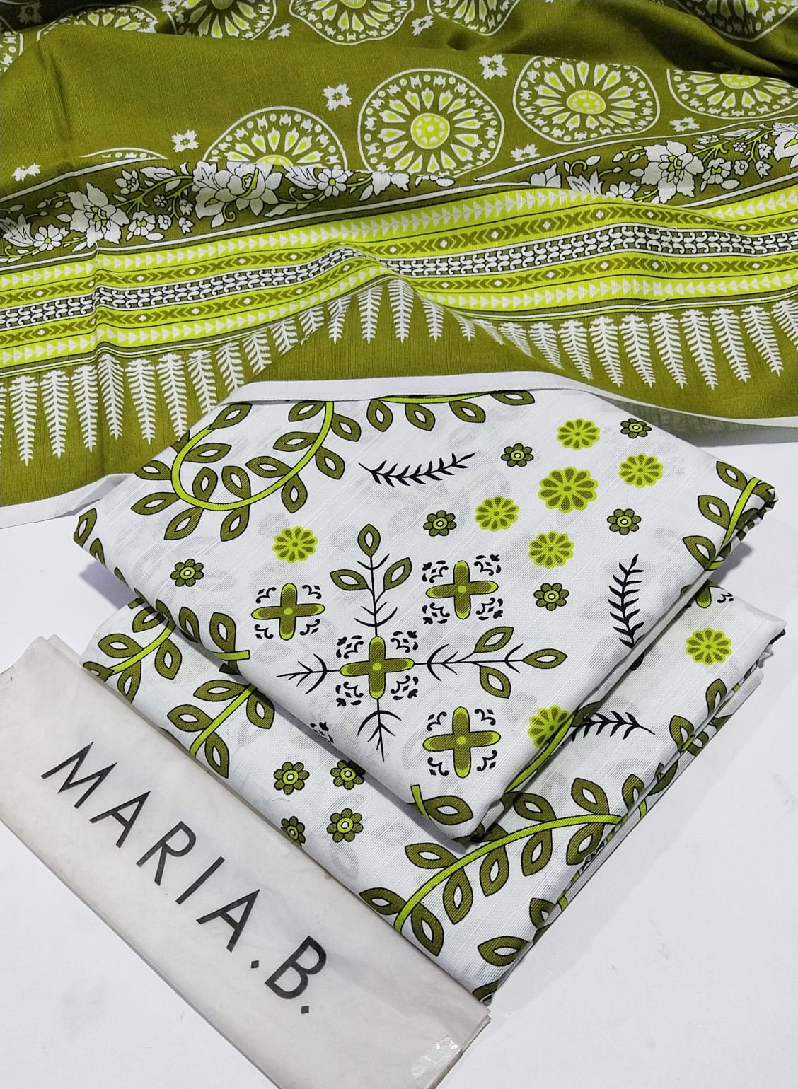 Maria B M Print Khaddar کھ ر Printed 3Pcs  MYellow