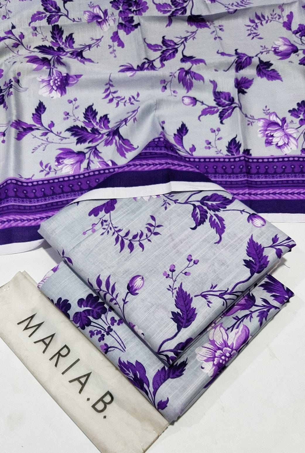 Maria B M Print Khaddar کھ ر Printed 3Pcs  MAneelao