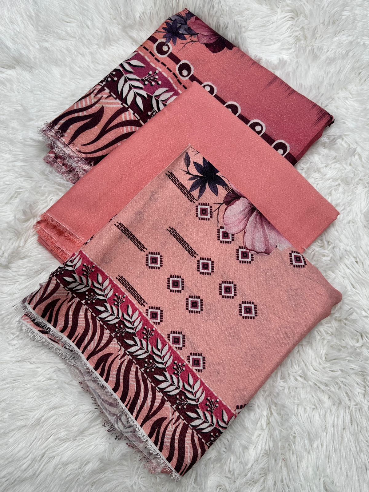 Karandi collection 3Pcs Suit– Charocol Prints Original 000533