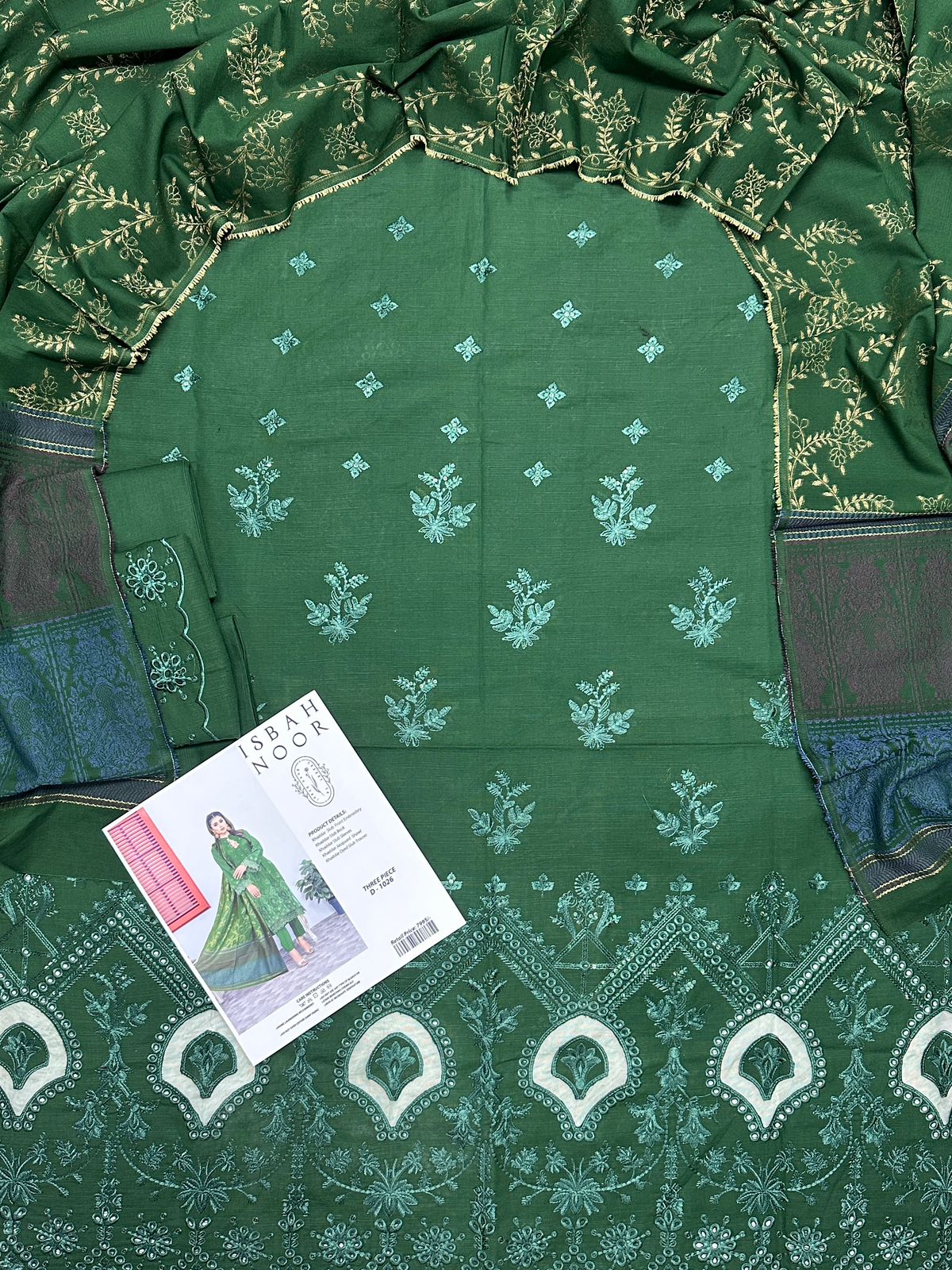 Isbah Noor Embroiderd Khaddar Collection With Jecard Dupatta Unstitched 3 Piece suit D-1026