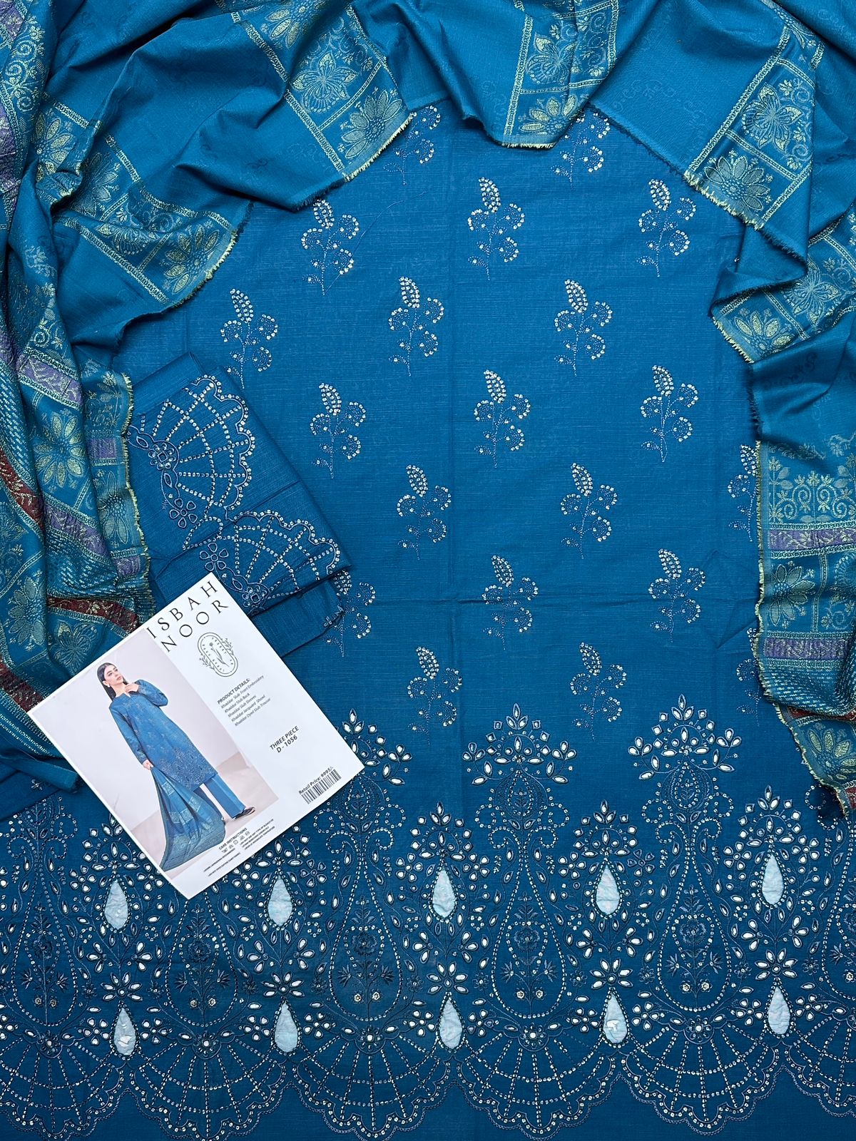 Isbah Noor Embroiderd Khaddar Collection With Jecard Dupatta Unstitched 3 Piece suit D-1056