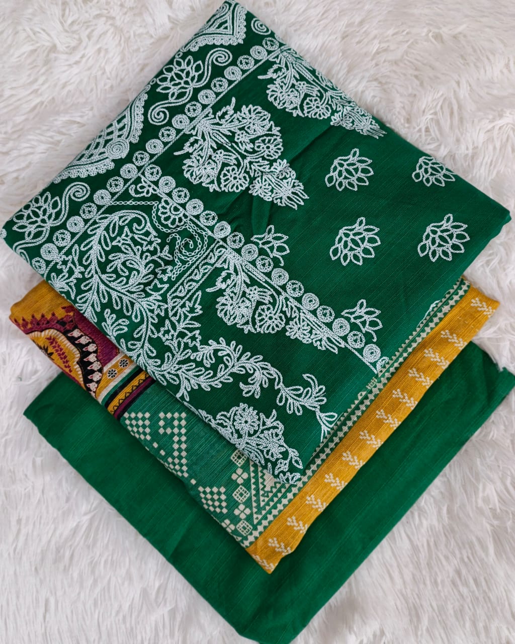 Zellbury Khaddar Collection 3Pc 100% Original  Stock 000855