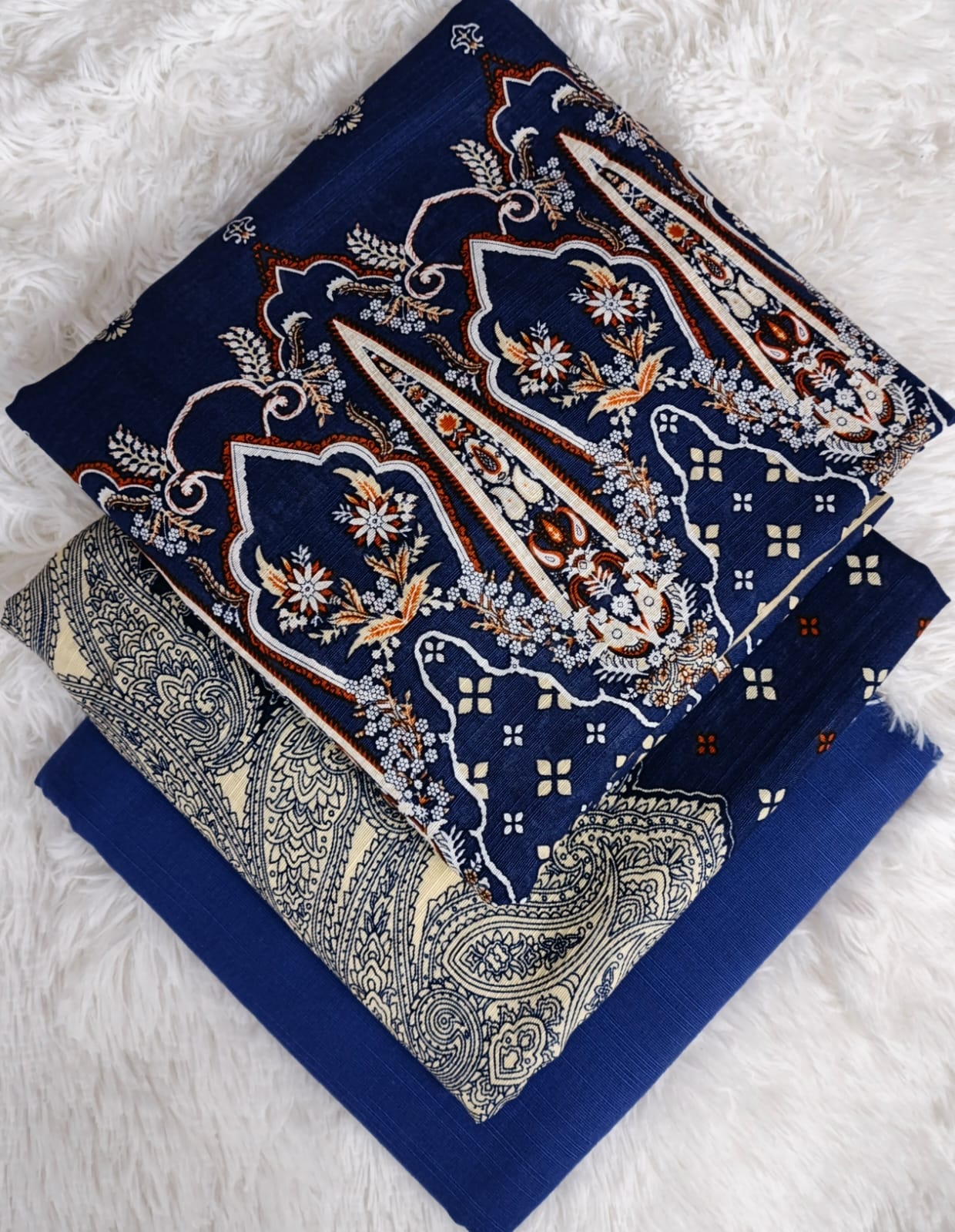 Zellbury Khaddar Collection 3Pc 100% Original  Stock 000847