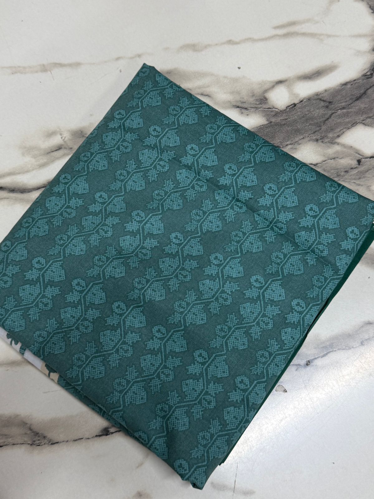 Saphire 3Pcs Printed Unstitched Lawn Collecion 001148