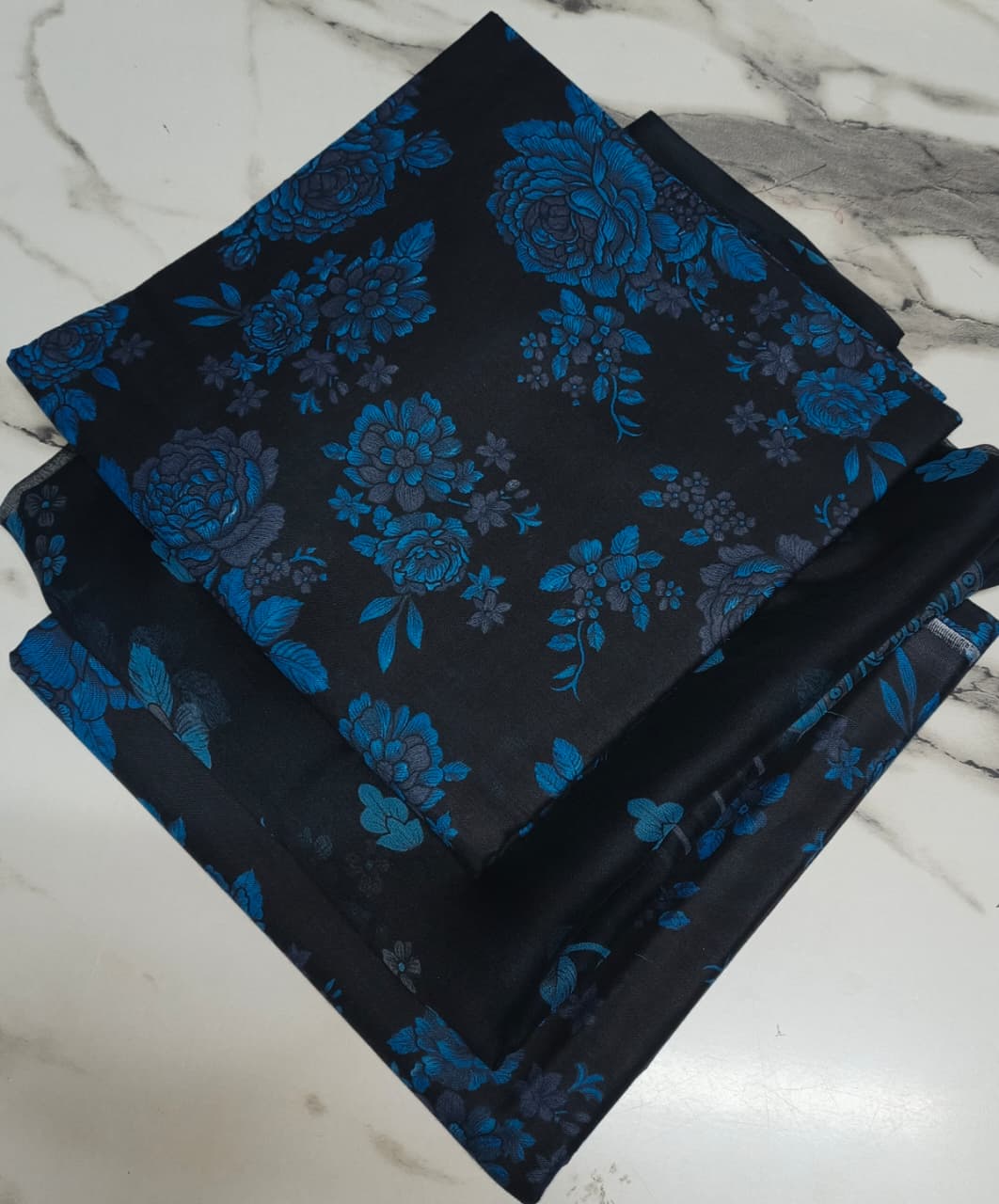 Baroque Printed Lawn 3-Piece Suit With Chiffon Dupatta 001290