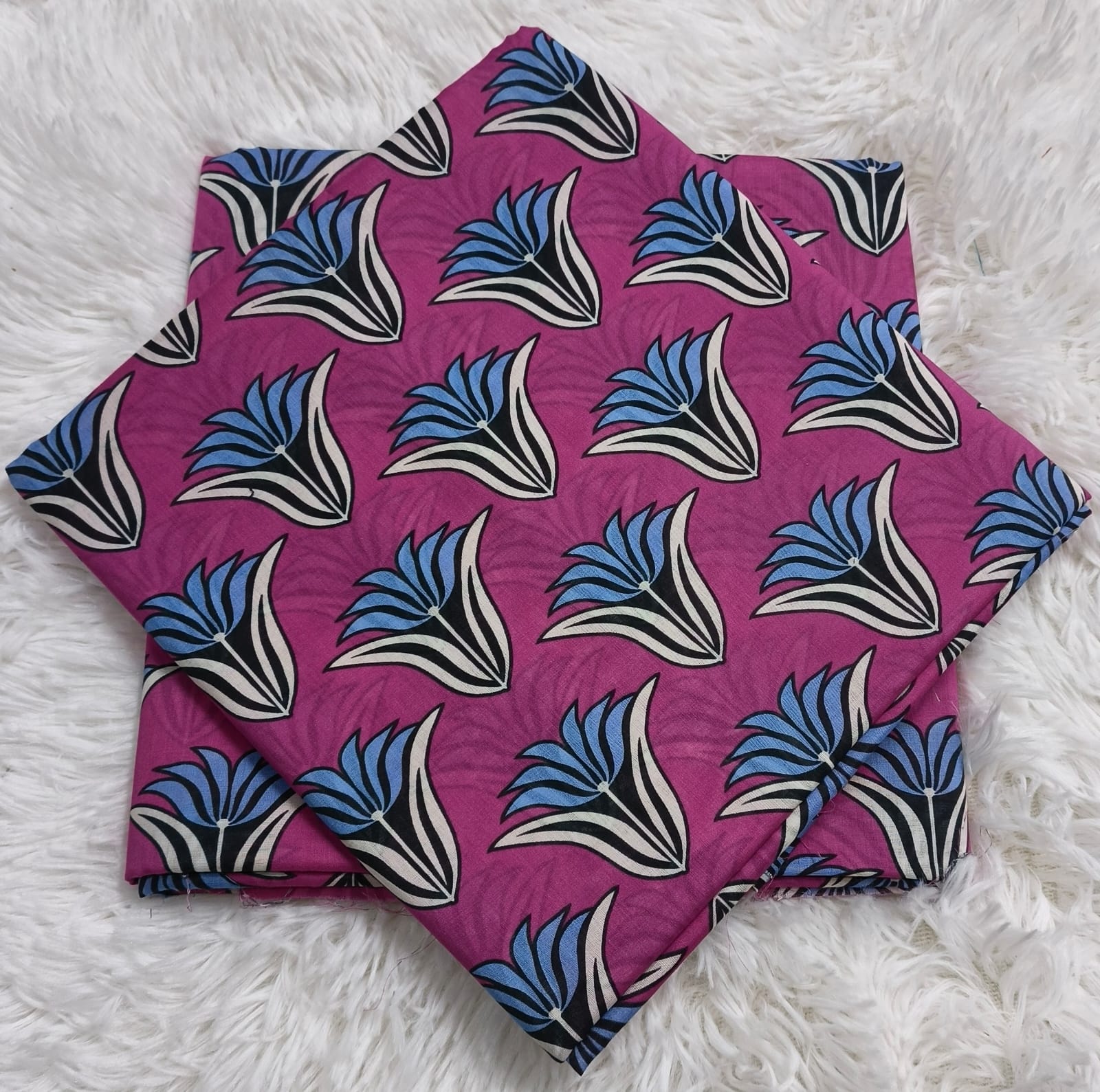 Kayseria Printed Allover Lawn 2 Piece 001295