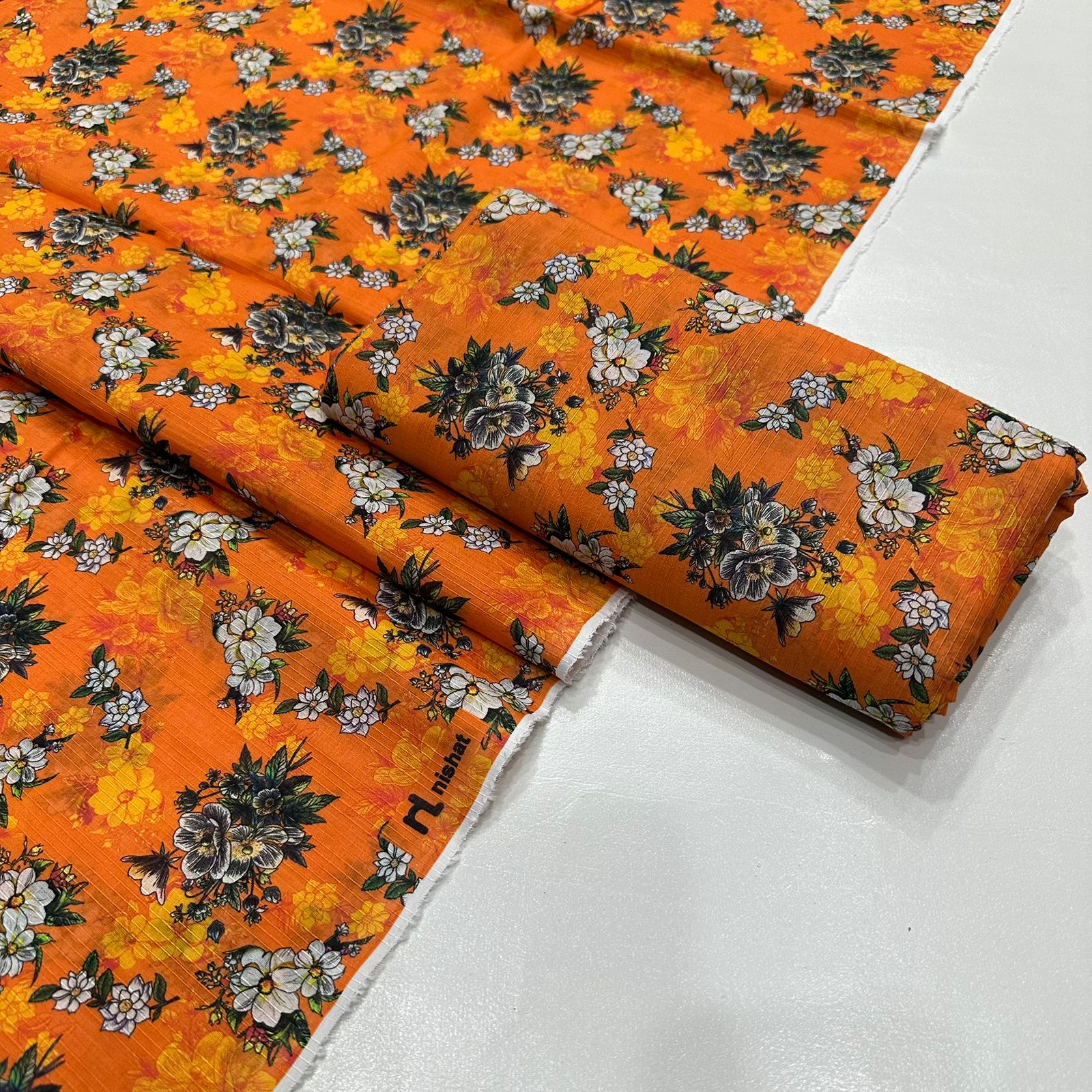 English BanadoRiya Allover Superior Lawn 2Pcs 001367