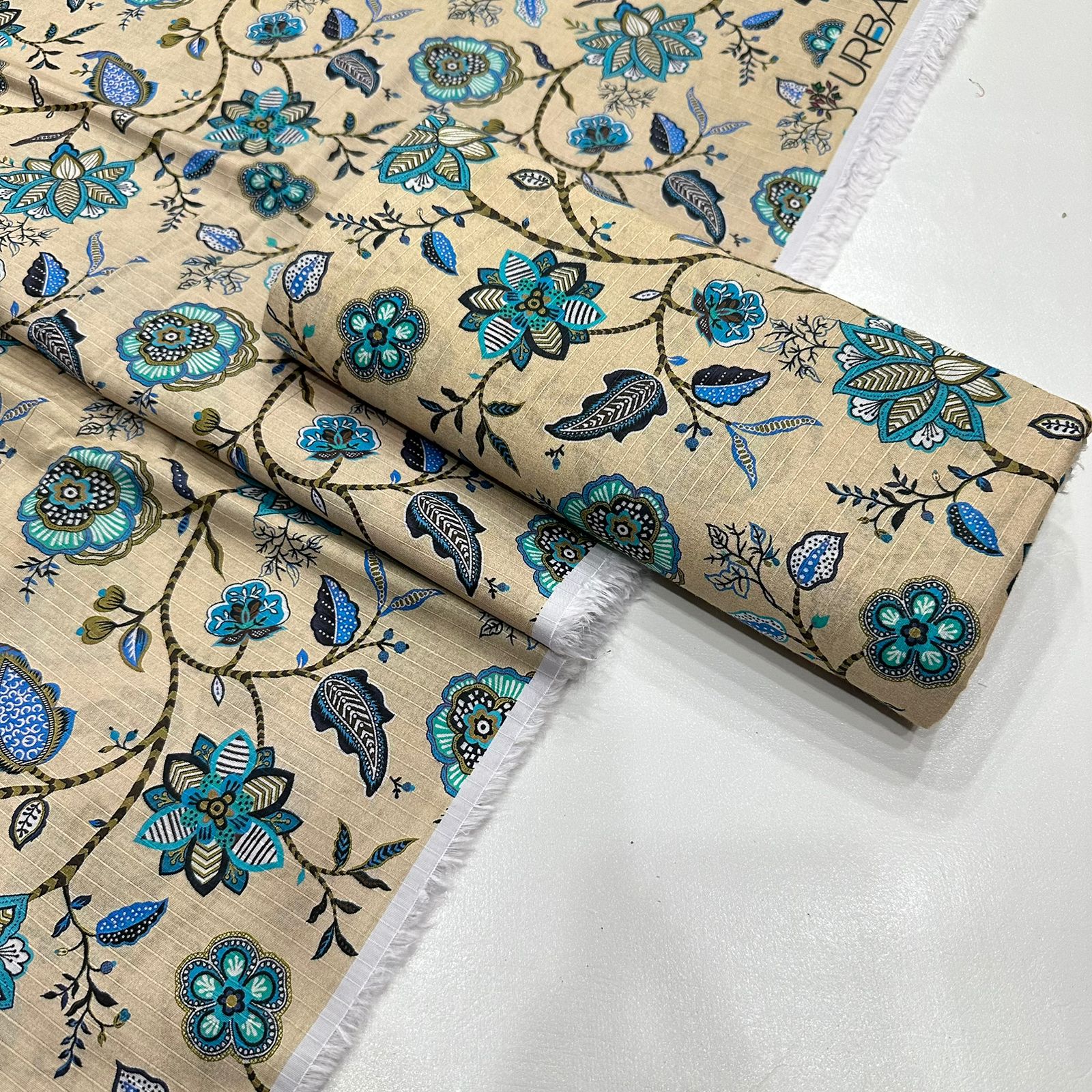 English BanadoRiya Allover Superior Lawn 2Pcs 001370