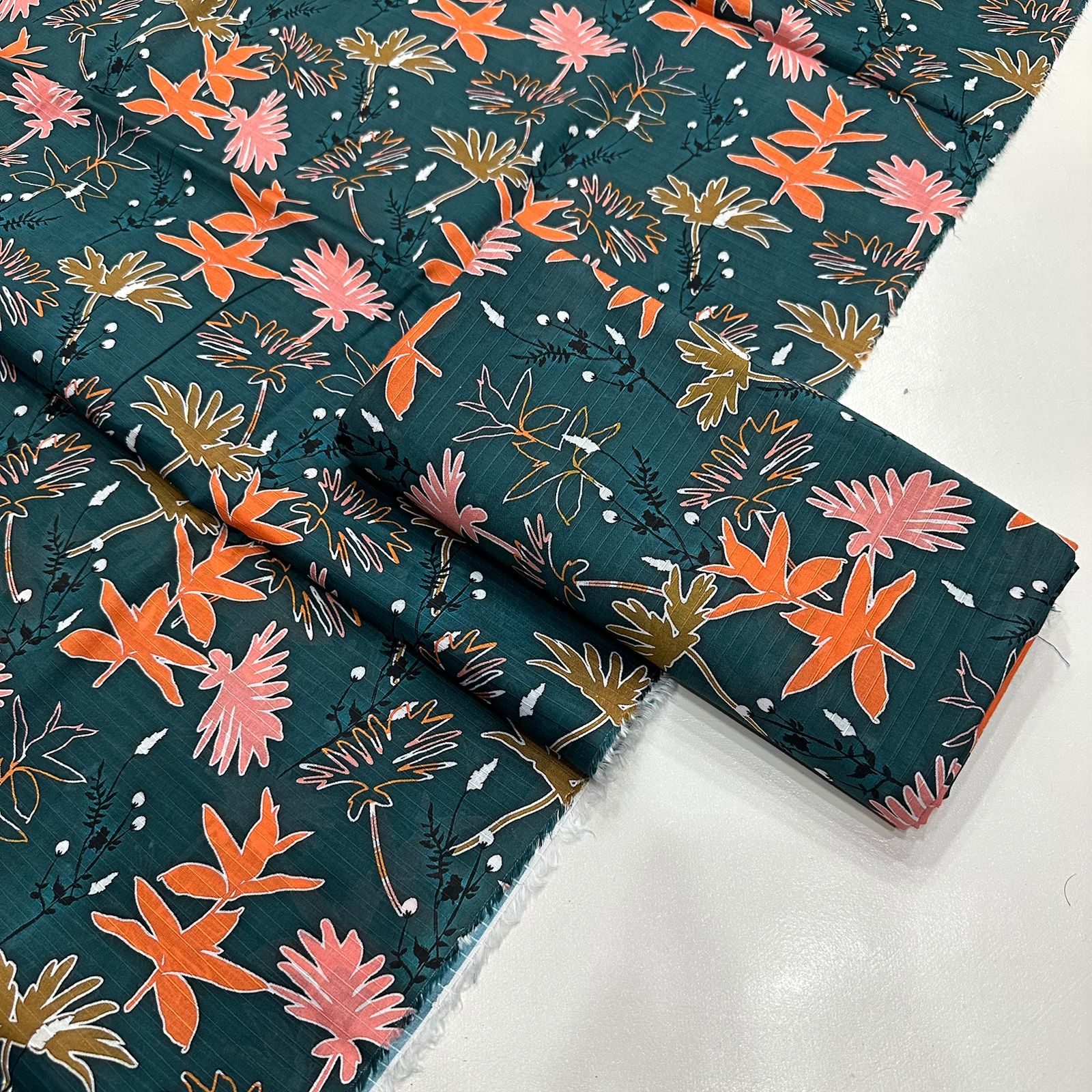 English BanadoRiya Allover Superior Lawn 2Pcs 001373