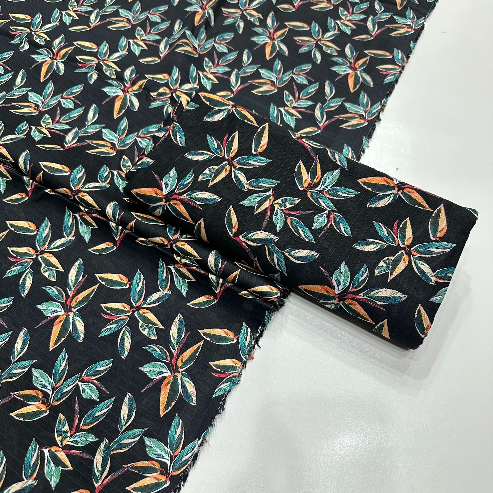 English BanadoRiya Allover Superior Lawn 2Pcs 001385