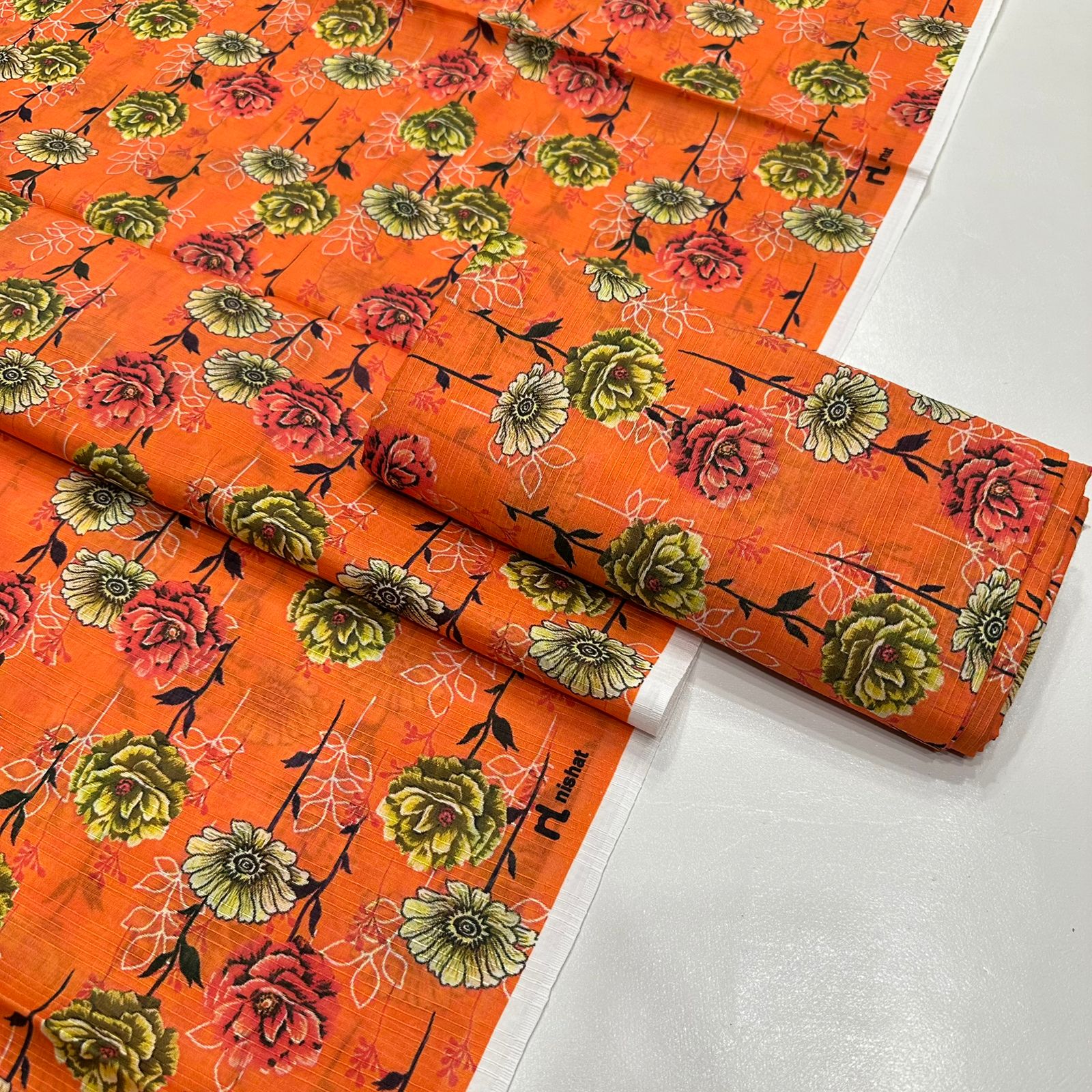 English BanadoRiya Allover Superior Lawn 2Pcs 001387