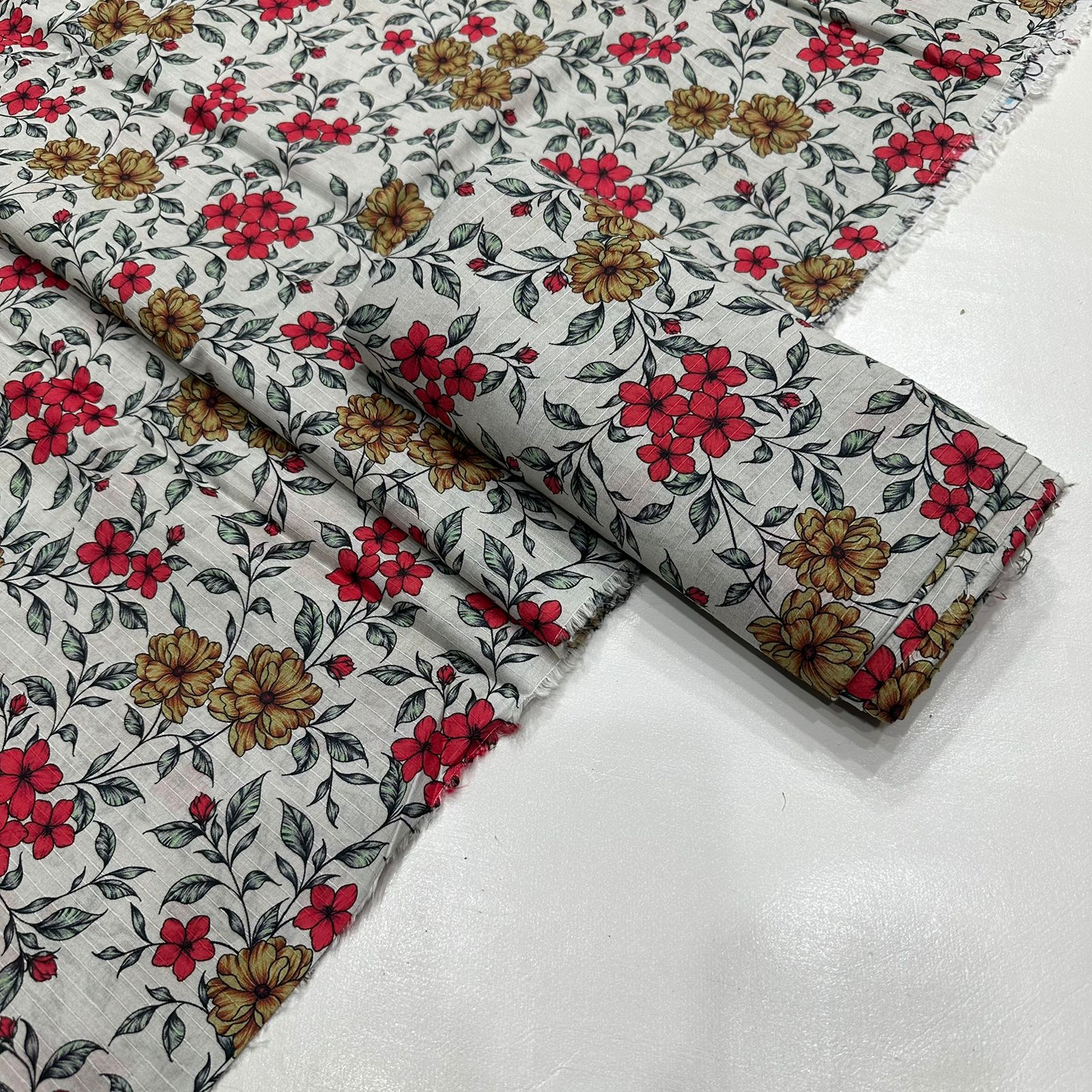 English BanadoRiya Allover Superior Lawn 2Pcs 001391