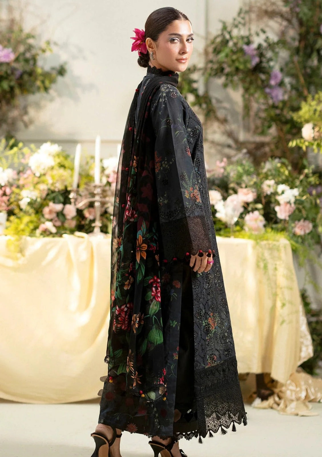 Maria B M.Print Unstitched Lawn Suit With Chiffon Dupatta 001541