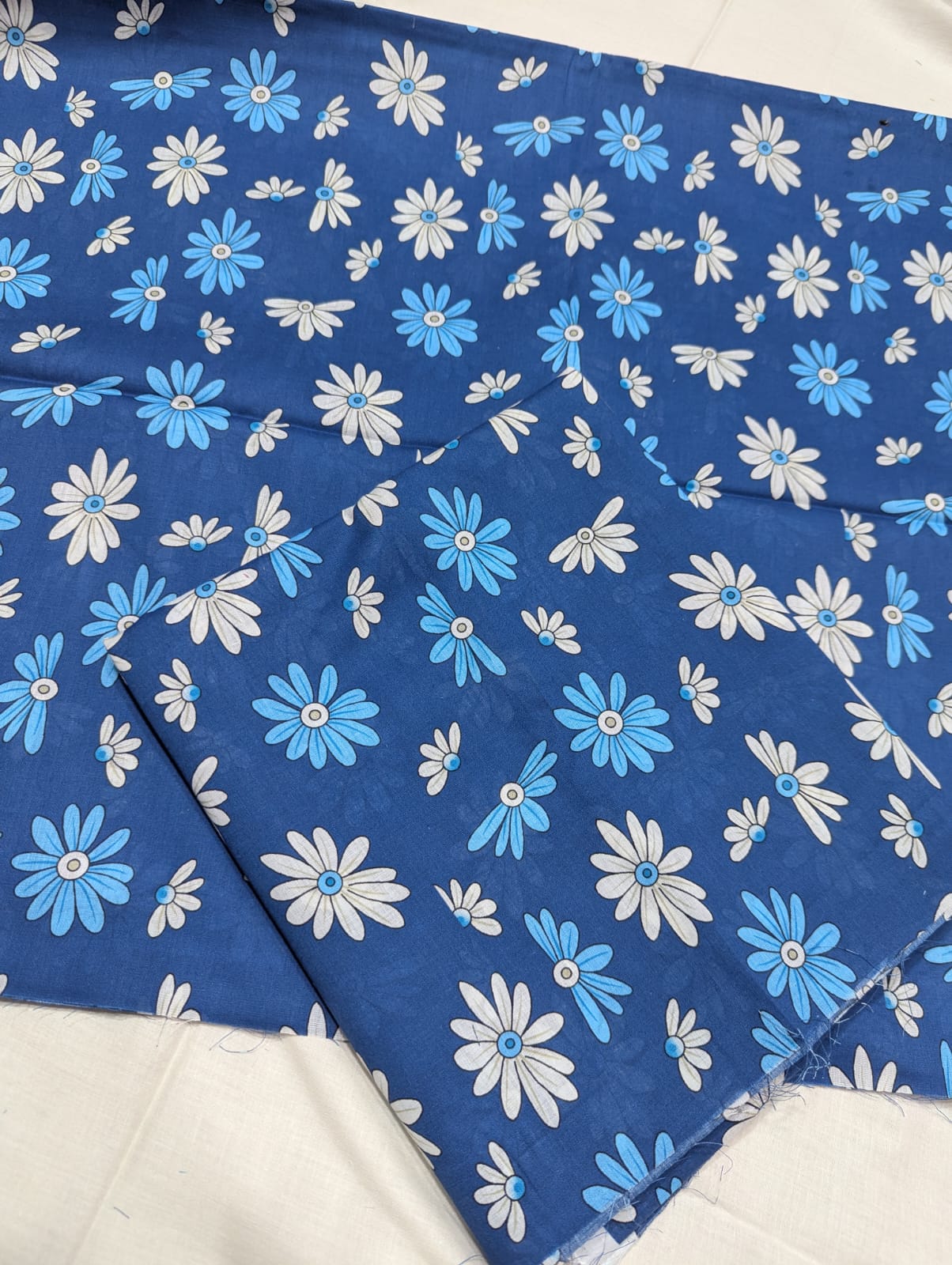 Kayseria Printed Allover Lawn 2 Piece 001670