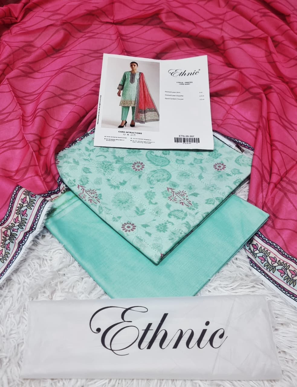 Ethnic Digital Printed Lawn 3PC Unstitched Suit 001791