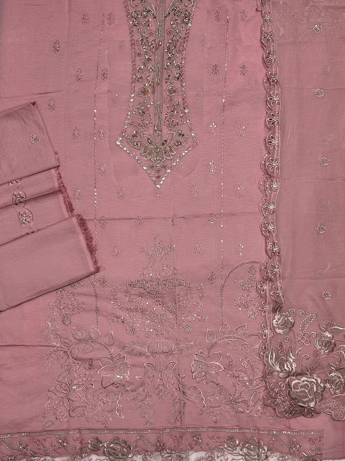 Isbah Noor Dhanak Shawl luxury Unstitched 3 Piece suit 927